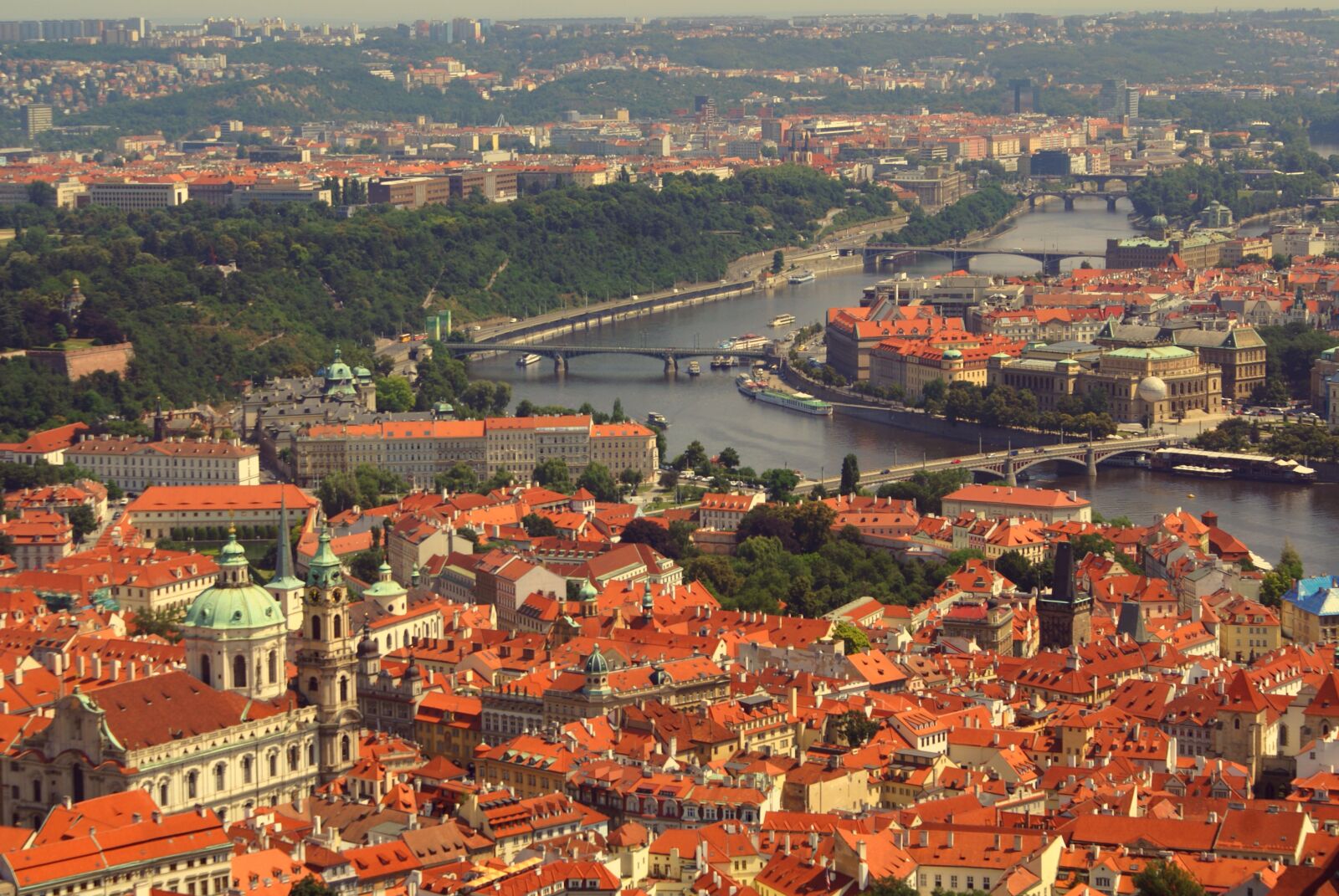 Sony Alpha DSLR-A100 sample photo. Prague, czech republic, architecture photography