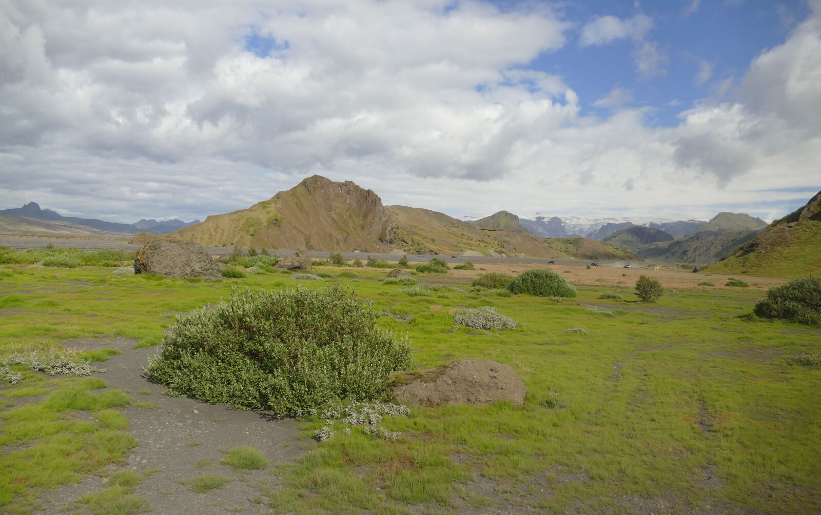 Panasonic Lumix DMC-FZ1000 sample photo. Iceland, thor mark, landscape photography