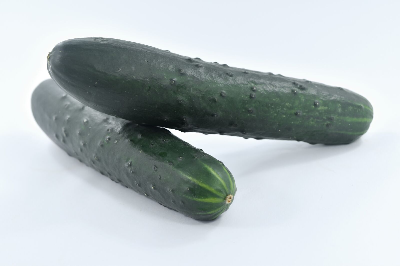 Nikon D5500 sample photo. Cucumber, fresh, organic, vegetable photography