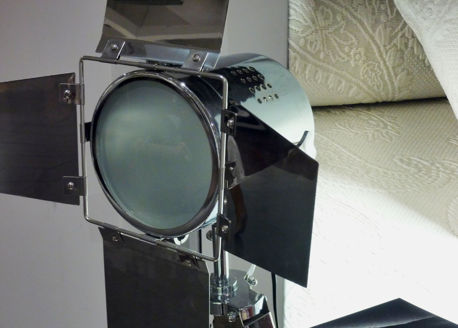 Panasonic DMC-TZ7 sample photo. Light, lamp, lights photography
