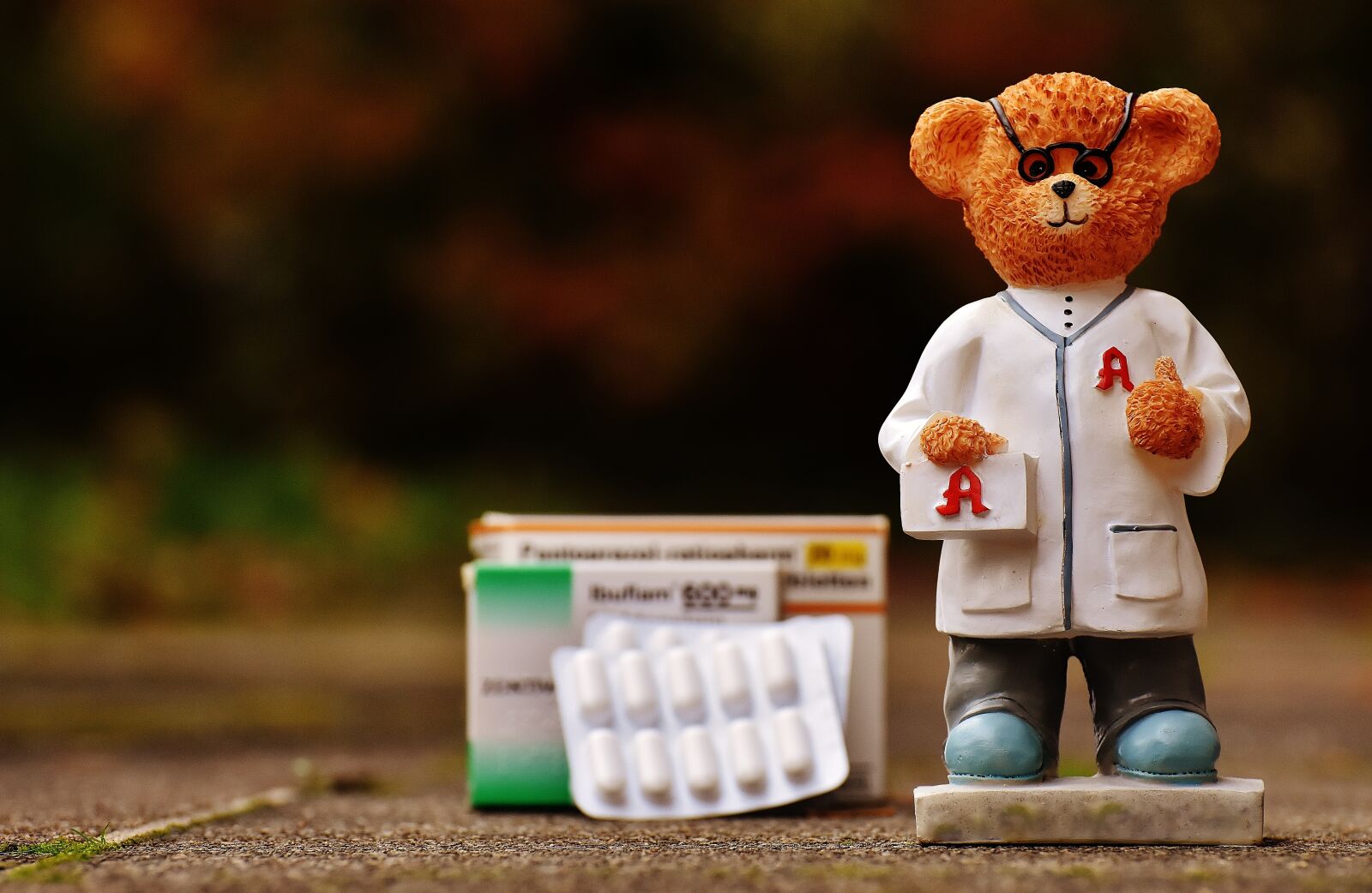 Nikon D7200 sample photo. Bear, profession, pharmacist photography