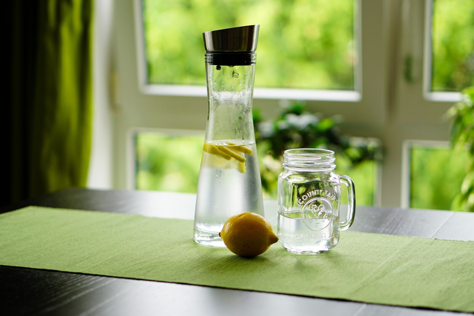E 50mm F1.8 OSS sample photo. Lemon, water, refreshment photography