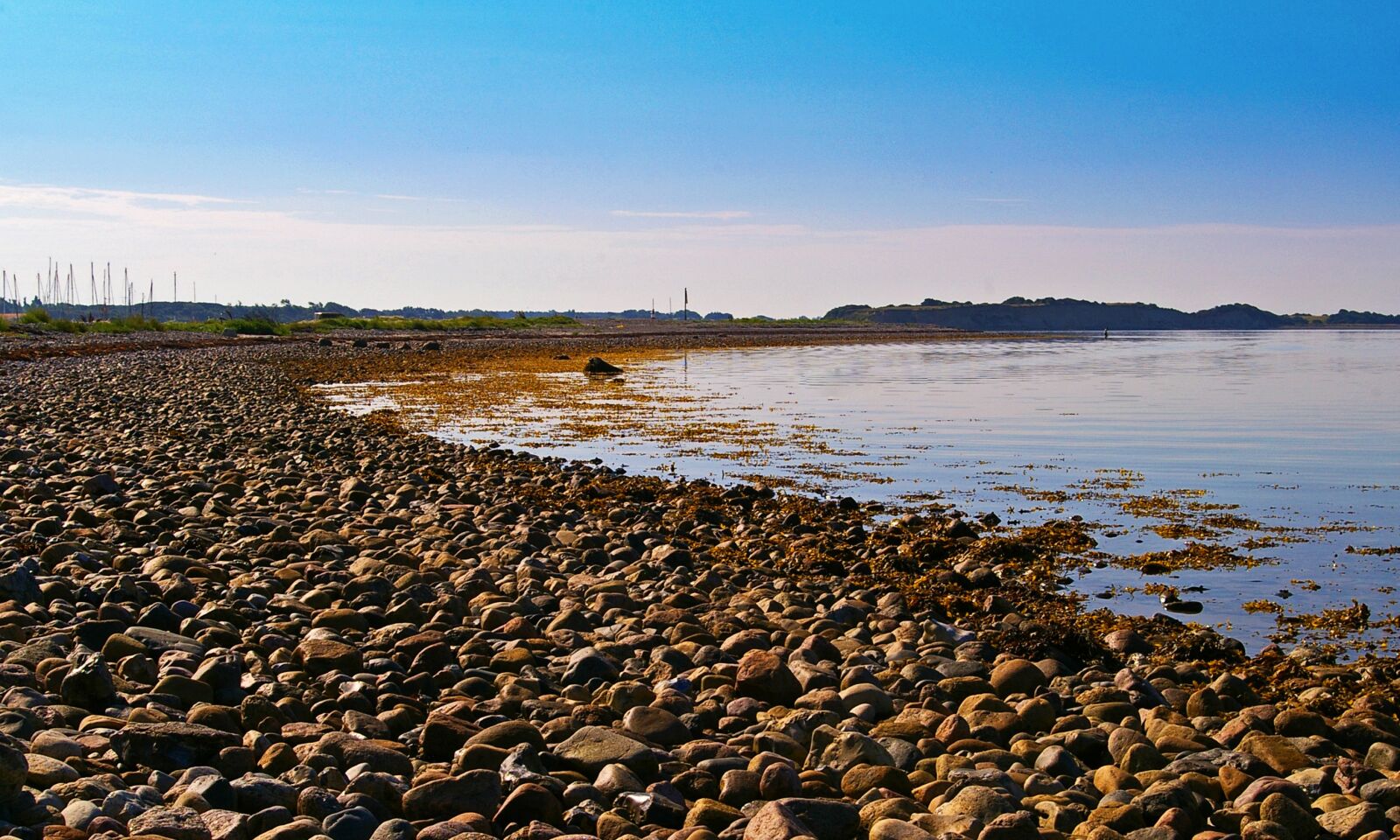 Pentax *ist DL2 sample photo. Denmark, danish coast, island photography