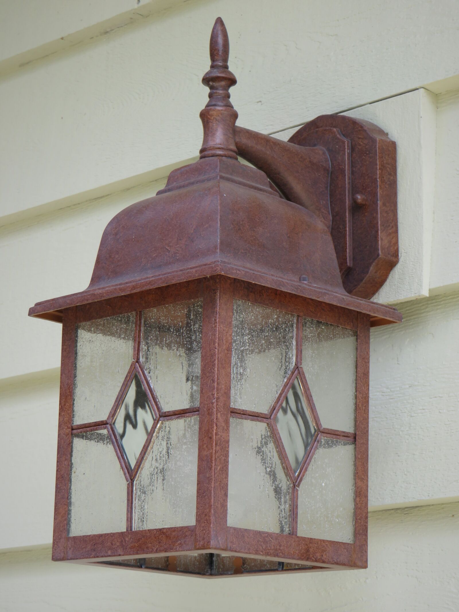 Canon PowerShot SX540 HS sample photo. Coach, light, residential photography