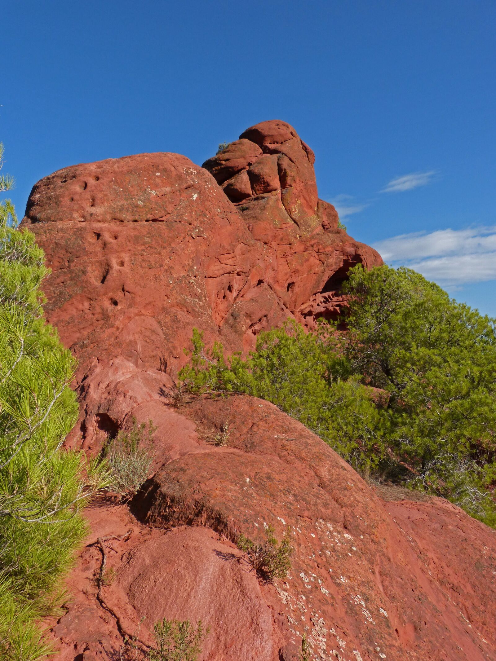 Panasonic DMC-FZ62 sample photo. Rock, red sandstone, mountain photography