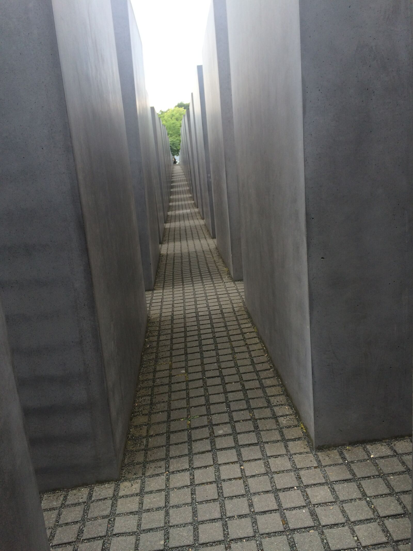 iPhone 5s back camera 4.15mm f/2.2 sample photo. Berlin, memorial, terror photography