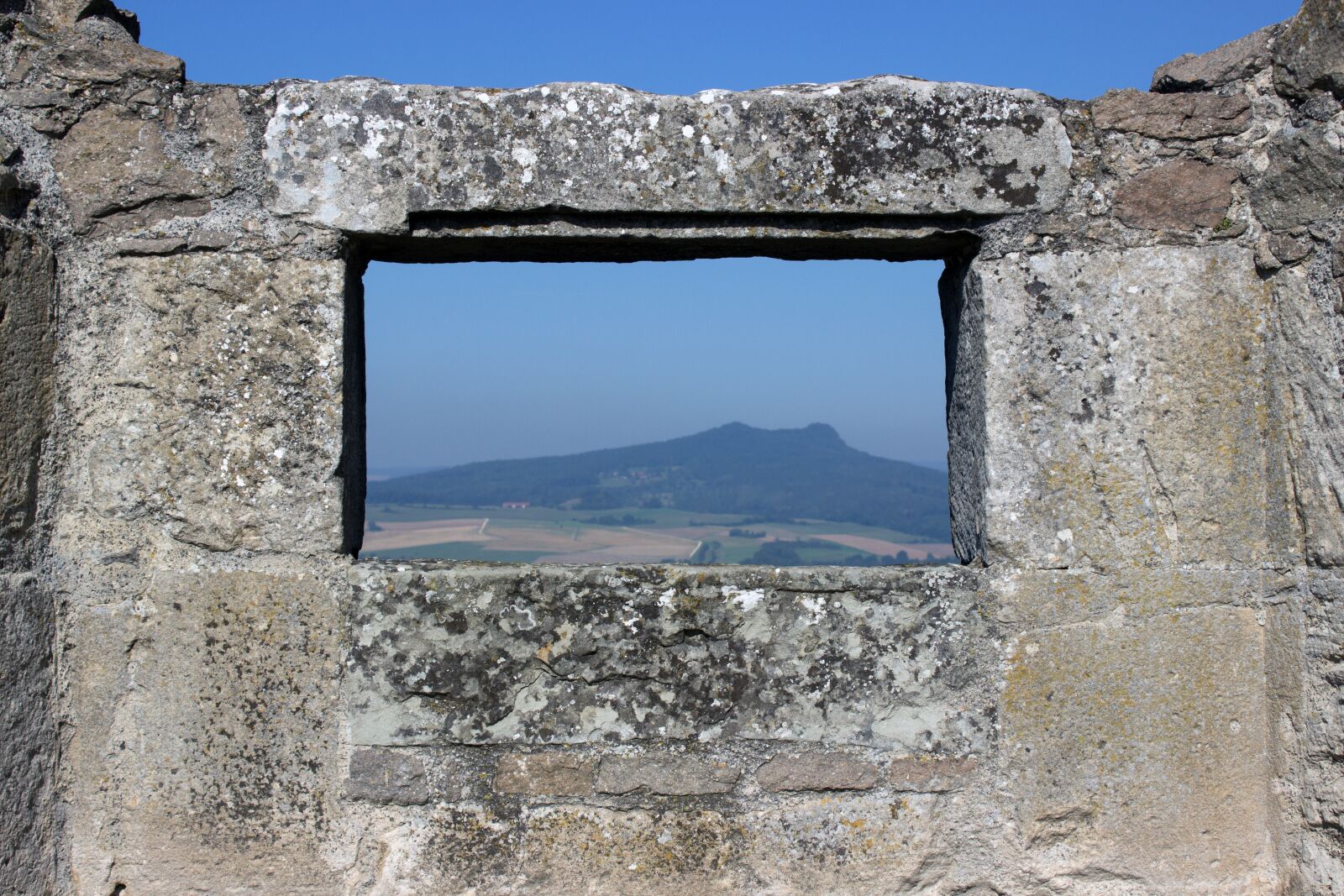 Canon EOS 600D (Rebel EOS T3i / EOS Kiss X5) sample photo. Window, view, distant view photography