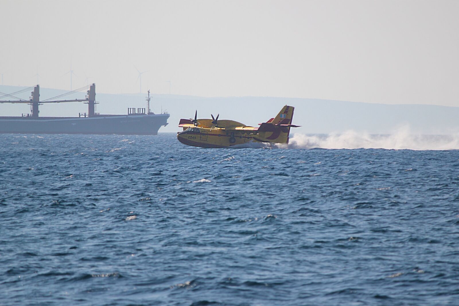 Canon EOS 550D (EOS Rebel T2i / EOS Kiss X4) sample photo. Canadair, greece, firefighting airplane photography