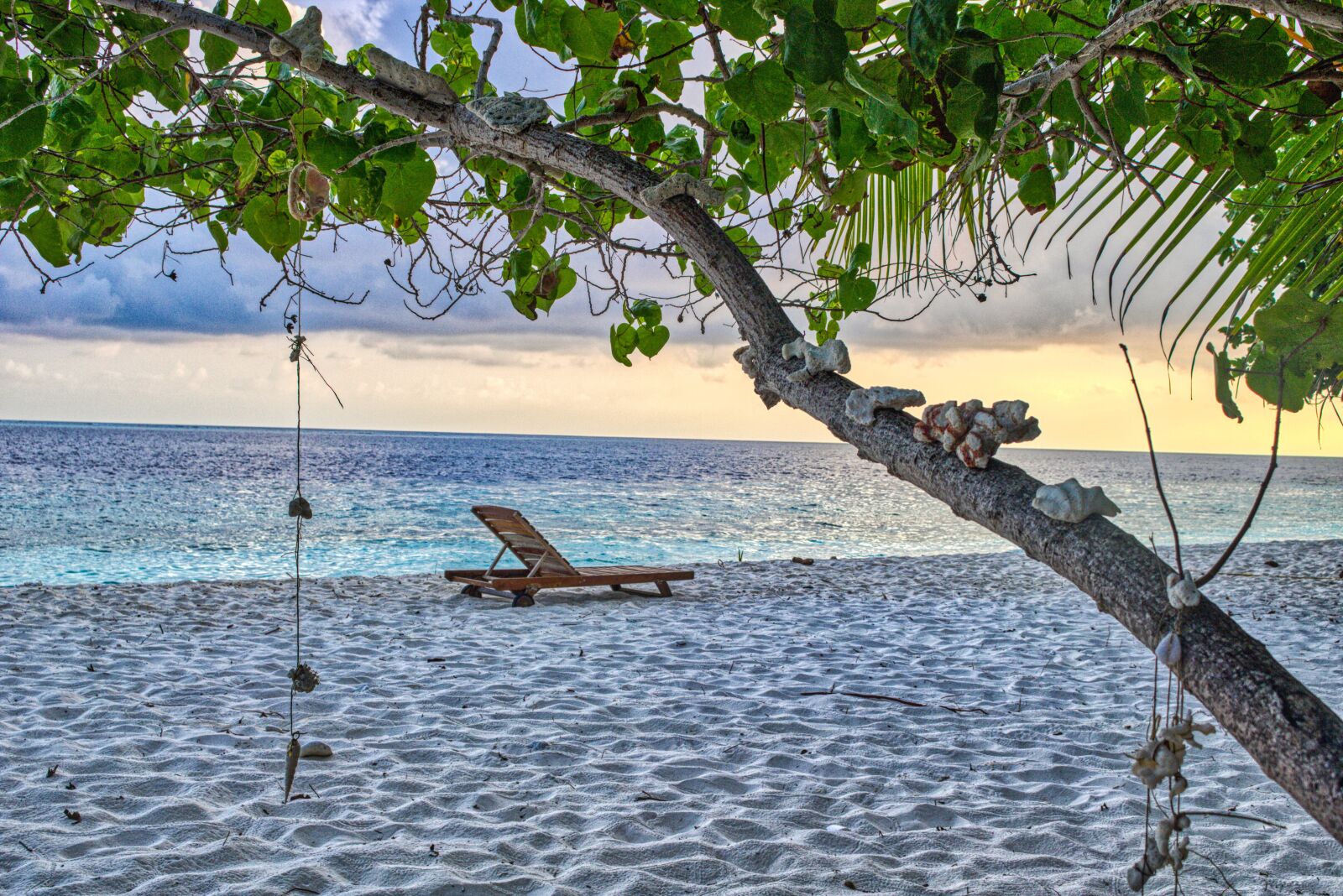 Canon EOS 750D (EOS Rebel T6i / EOS Kiss X8i) sample photo. Seascape, landscape, beach photography