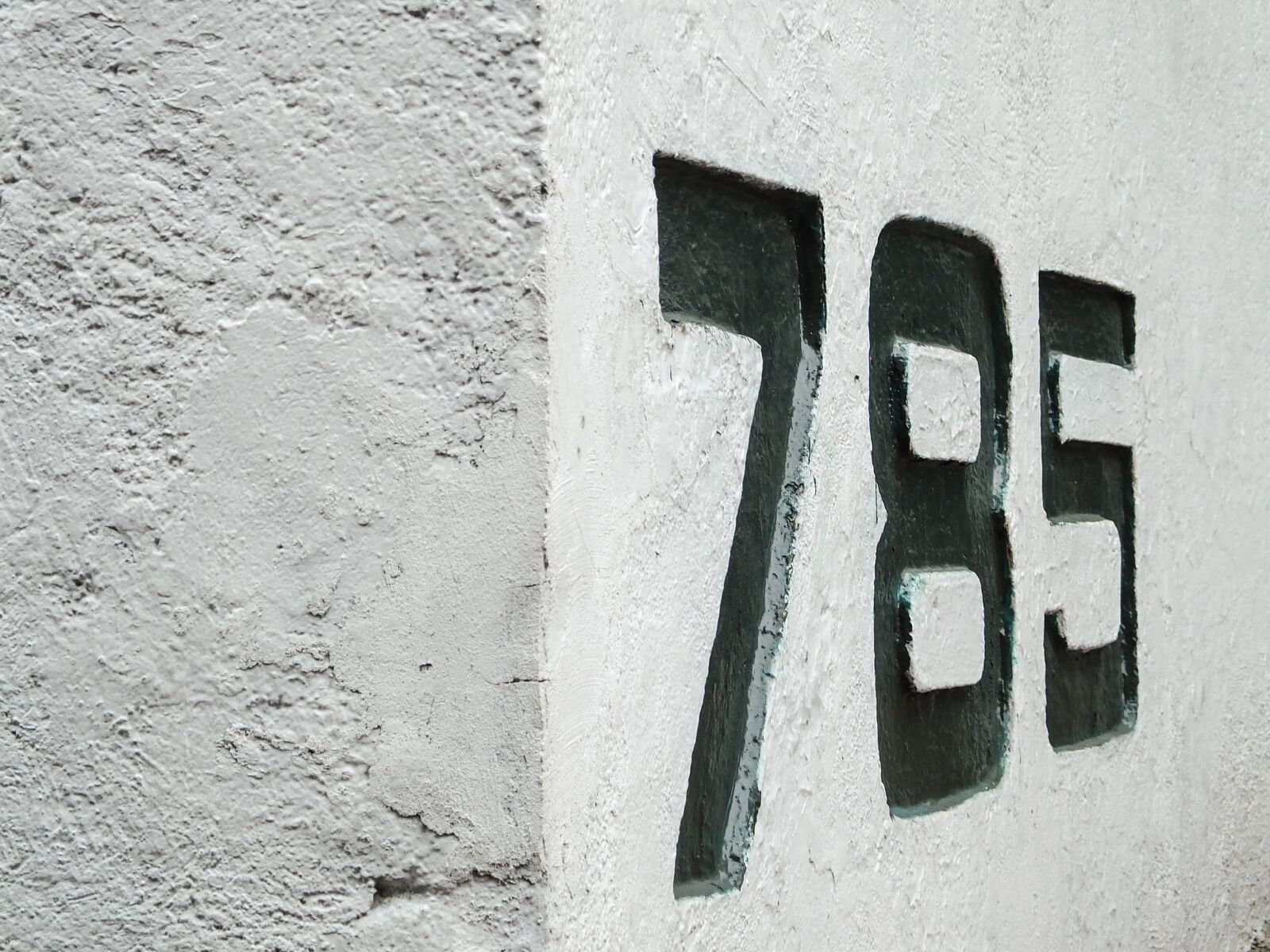 Fujifilm FinePix HS50 EXR sample photo. Numbers, street number, address photography