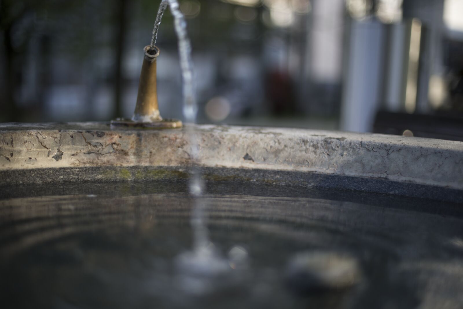 Canon EOS 6D + Canon EF 50mm F1.4 USM sample photo. Fountain, freeze, slow, motion photography