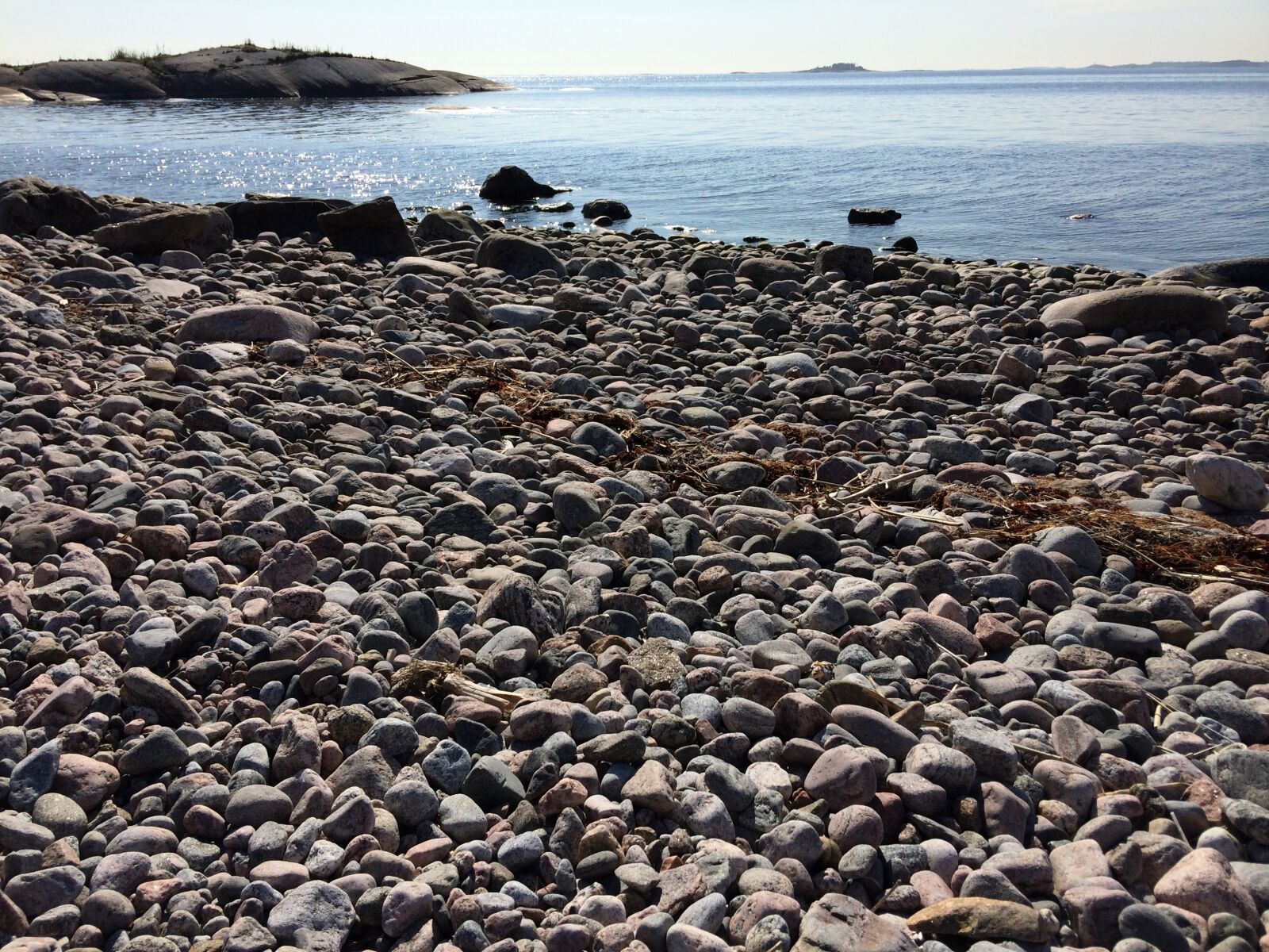 iPhone 5s back camera 4.12mm f/2.2 sample photo. Stone, landscape, sea photography