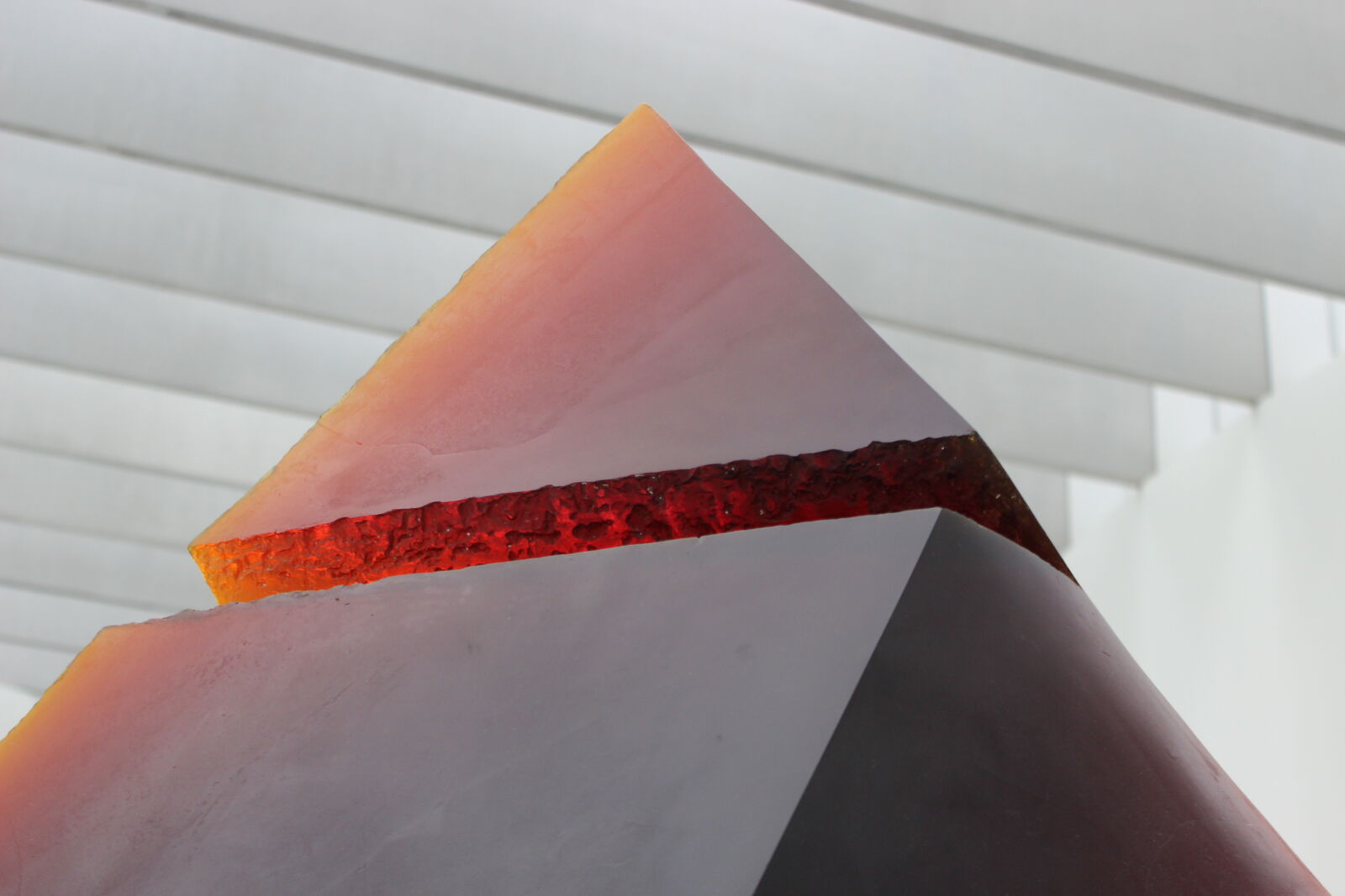 Canon EOS 600D (Rebel EOS T3i / EOS Kiss X5) sample photo. Red, art, abstract, glass photography