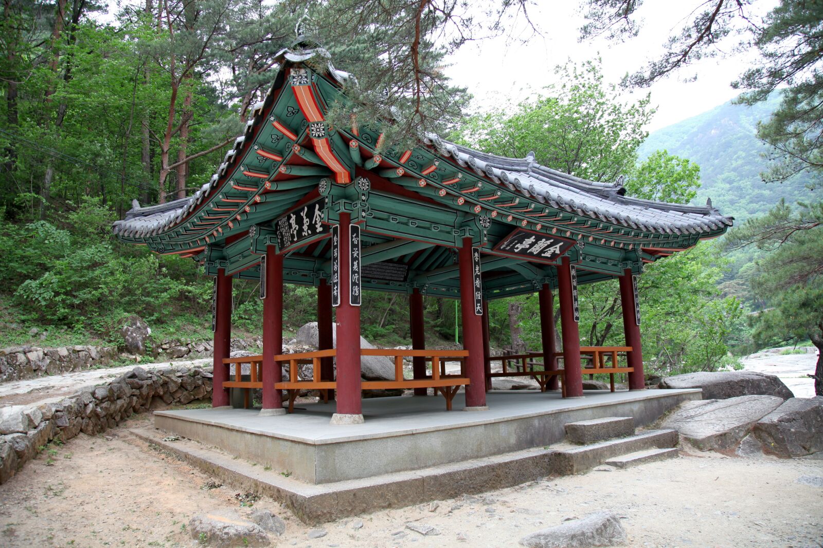 Canon EOS 5D Mark II sample photo. Pavilion, belvedere, county edition photography