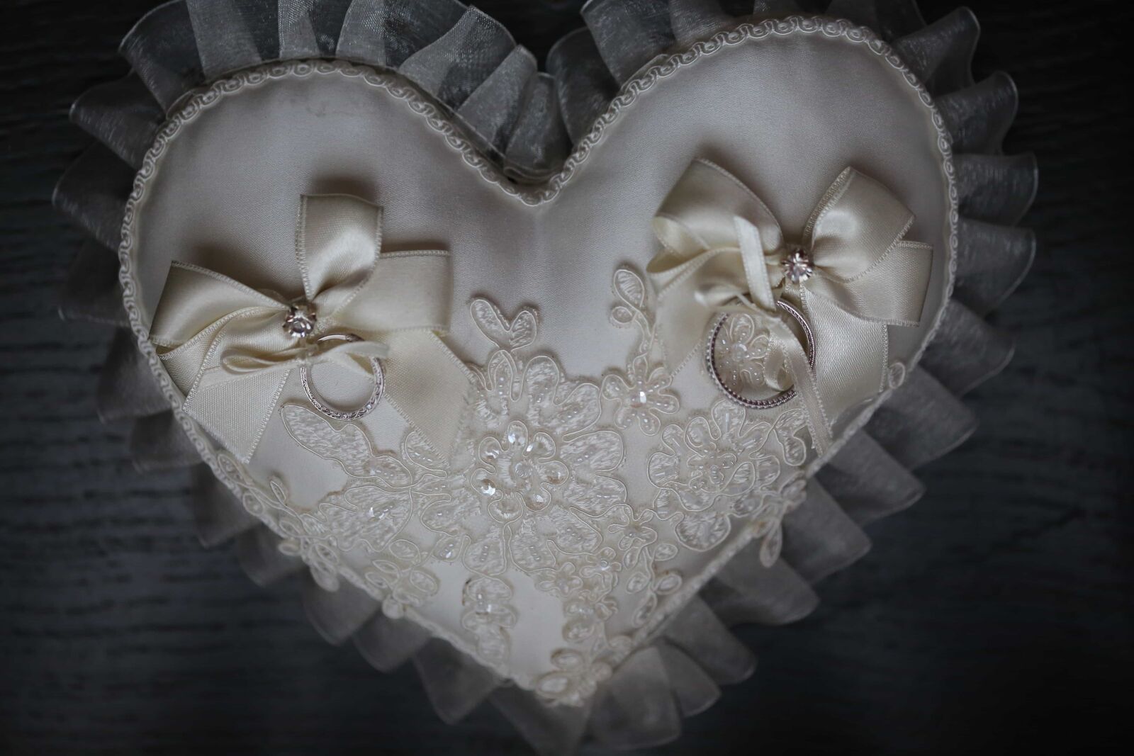 Canon EF 100mm F2.8 Macro USM sample photo. Heart, romantic, wedding, marriage photography