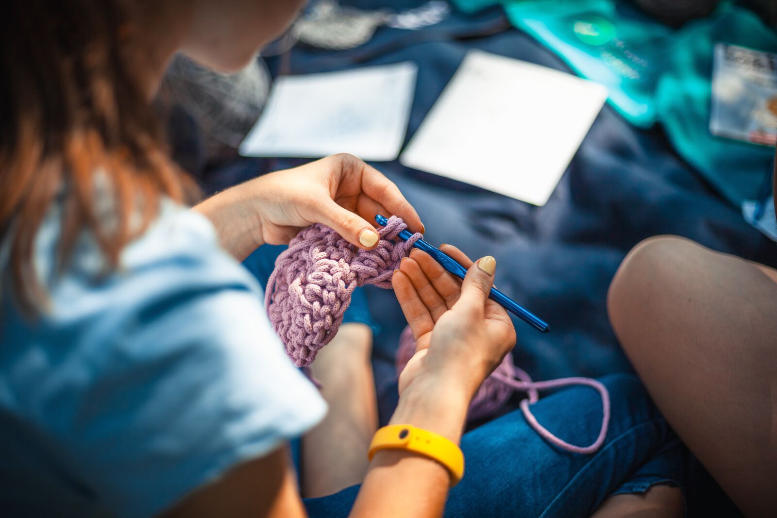 Canon EOS 5D Mark II sample photo. Knitting, needlework, thread photography