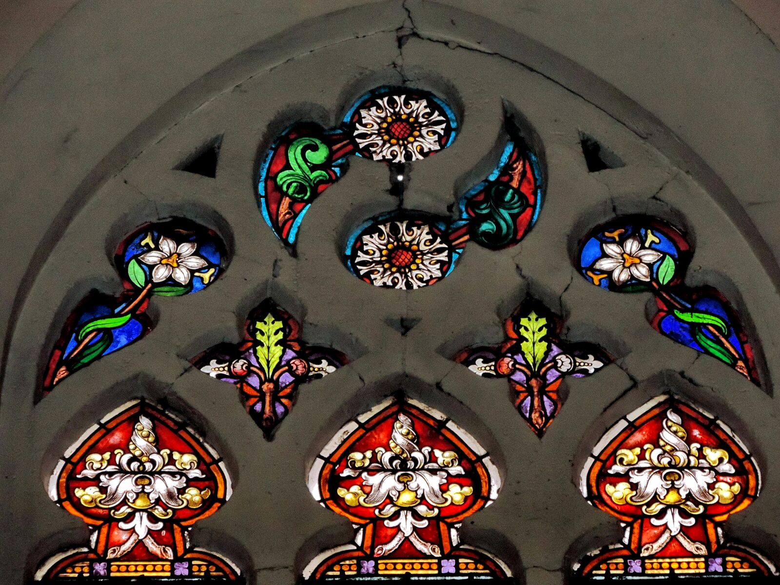 Nikon Coolpix P520 sample photo. Framework, cathedral, church, stained photography