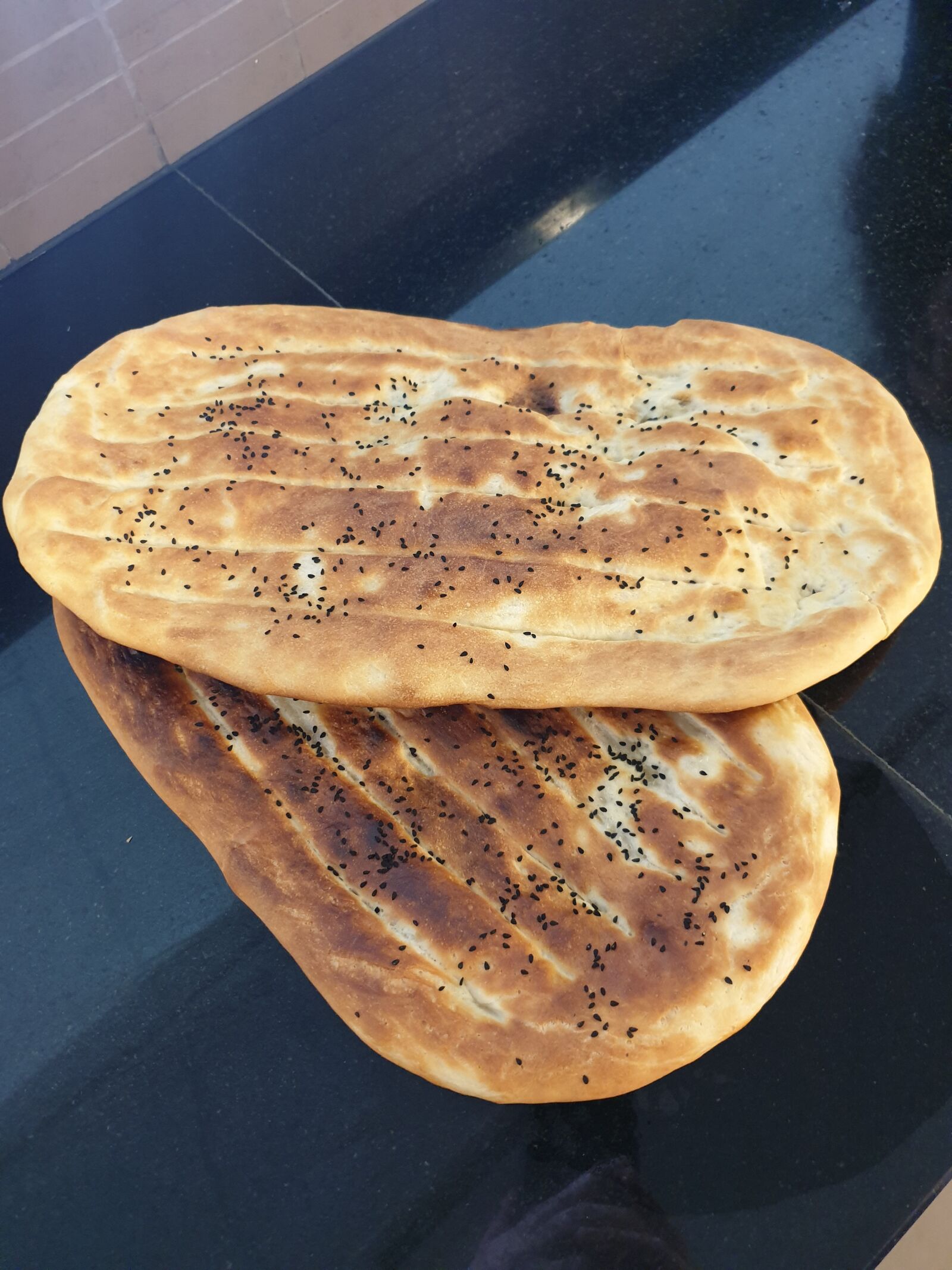 Samsung Galaxy Note9 sample photo. Bread, covid, dubai photography