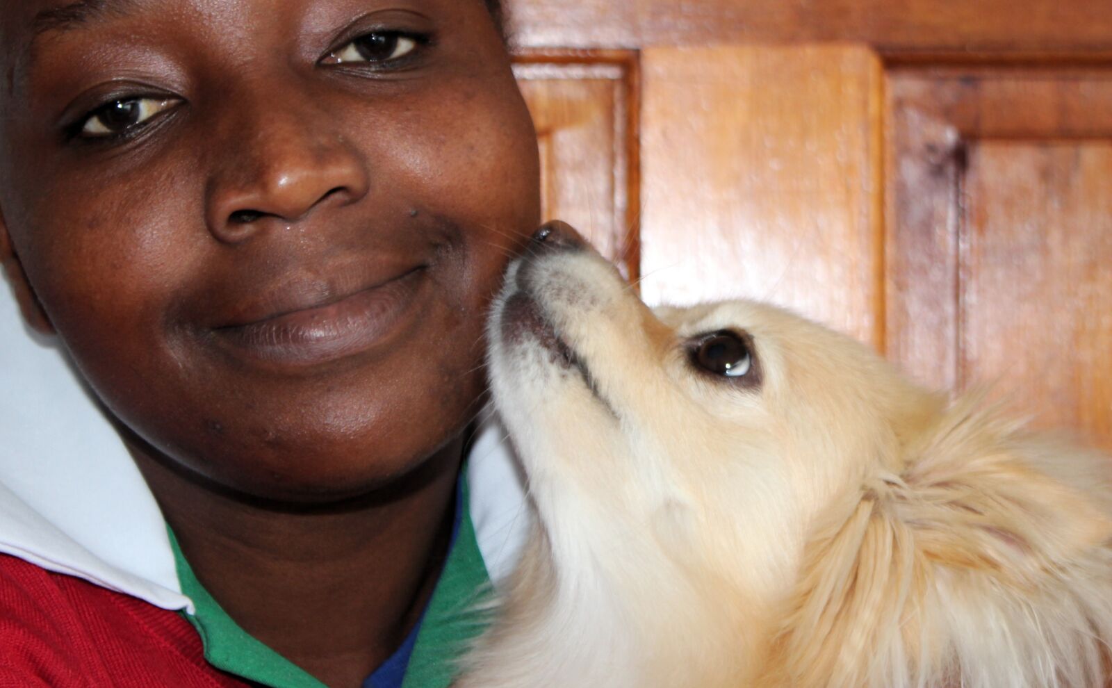 Canon EOS 650D (EOS Rebel T4i / EOS Kiss X6i) sample photo. Woman, dog, love photography