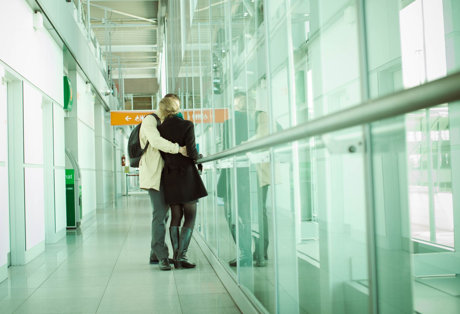 Canon EOS 6D sample photo. Sweethearts, para, goodbye photography