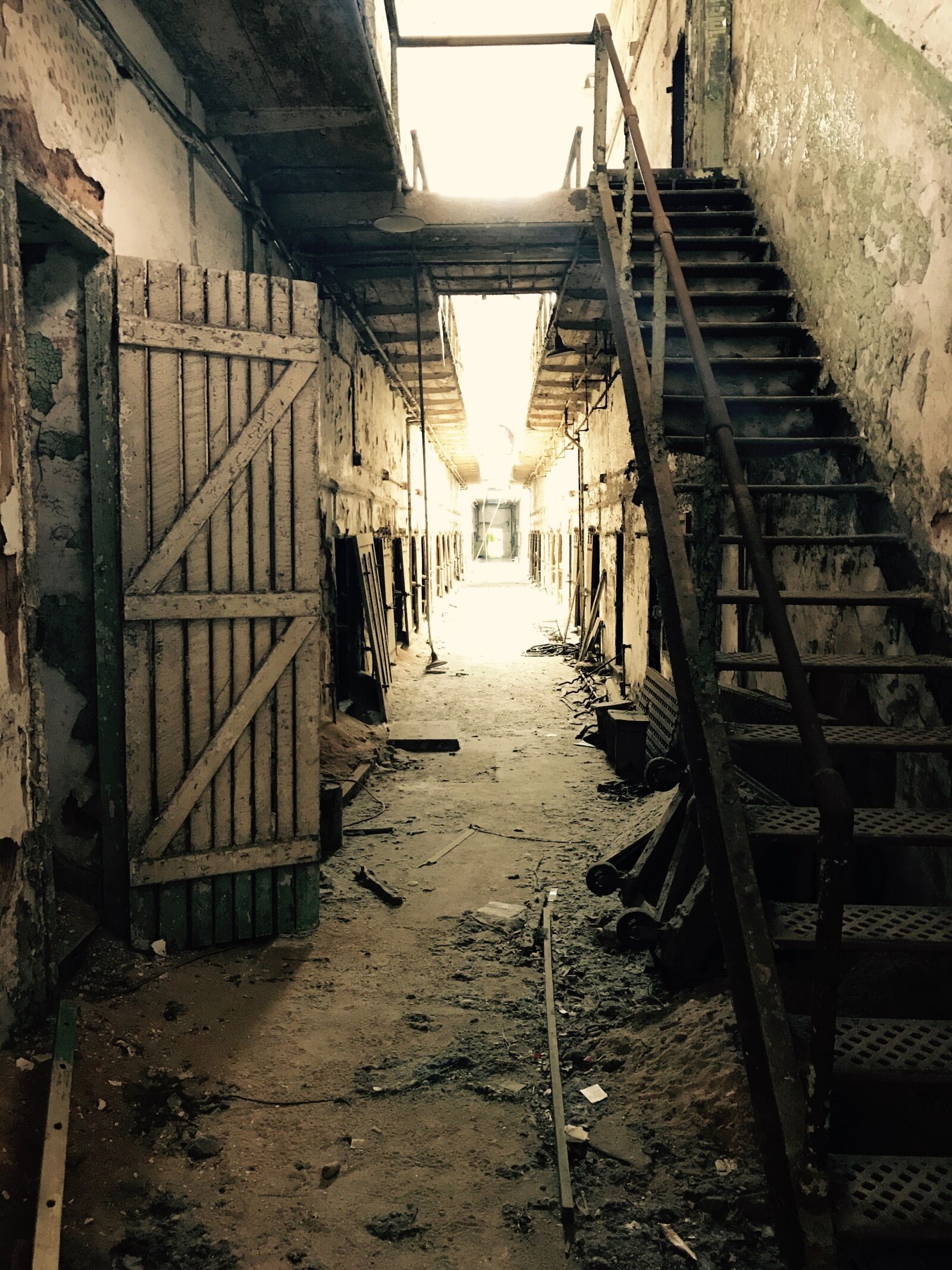 Apple iPhone 7 sample photo. Penitentiary, philadelphia, cell photography