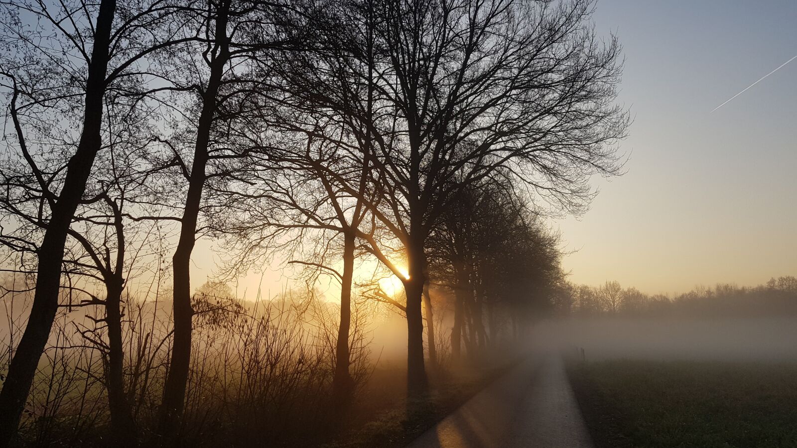 Samsung Galaxy S8+ sample photo. Sunrise, sun, landscape photography