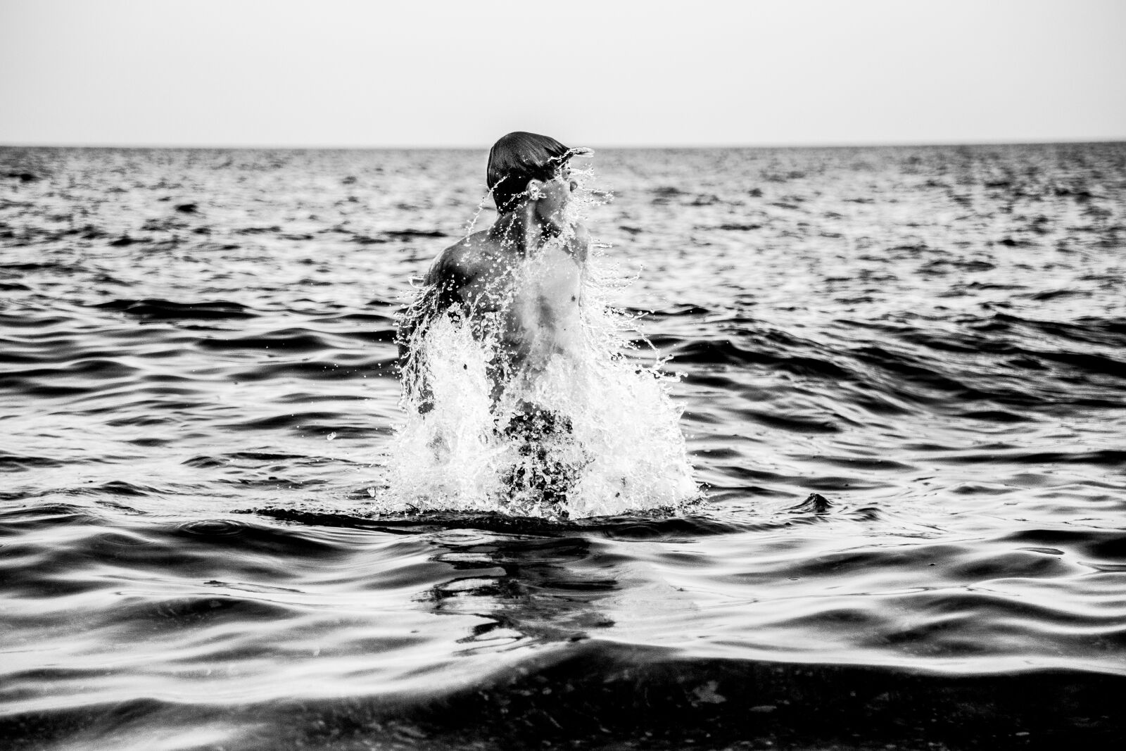 Canon EOS 6D + Canon EF 24-105mm F4L IS USM sample photo. Model, sea, beach photography