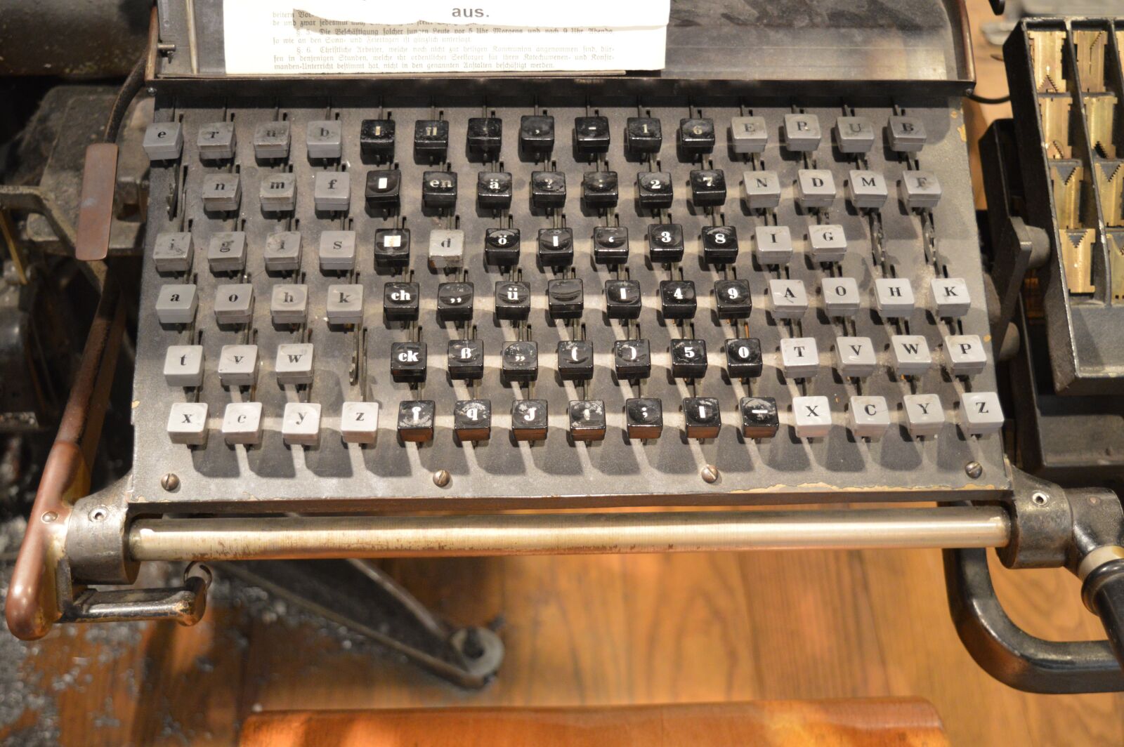 Nikon D3200 sample photo. Typewriter, keys, letters photography