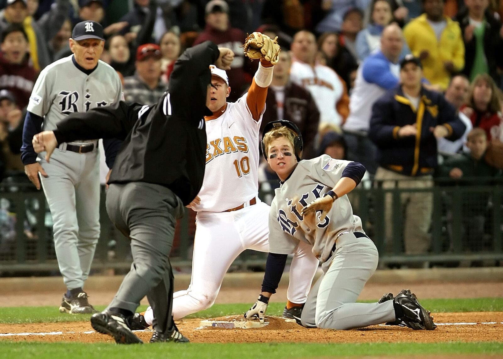 Canon EOS 20D sample photo. Baseball, baseball players, competition photography