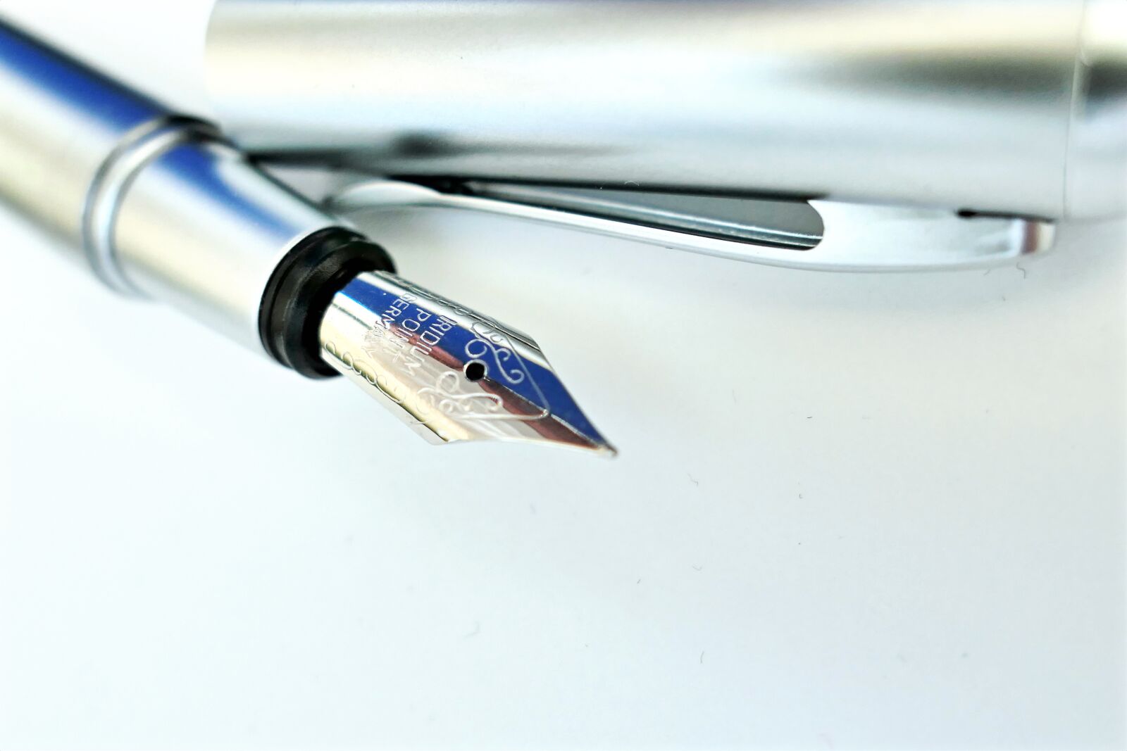 Panasonic Lumix DMC-LX10 (Lumix DMC-LX15) sample photo. Filler, fountain pen, writing photography