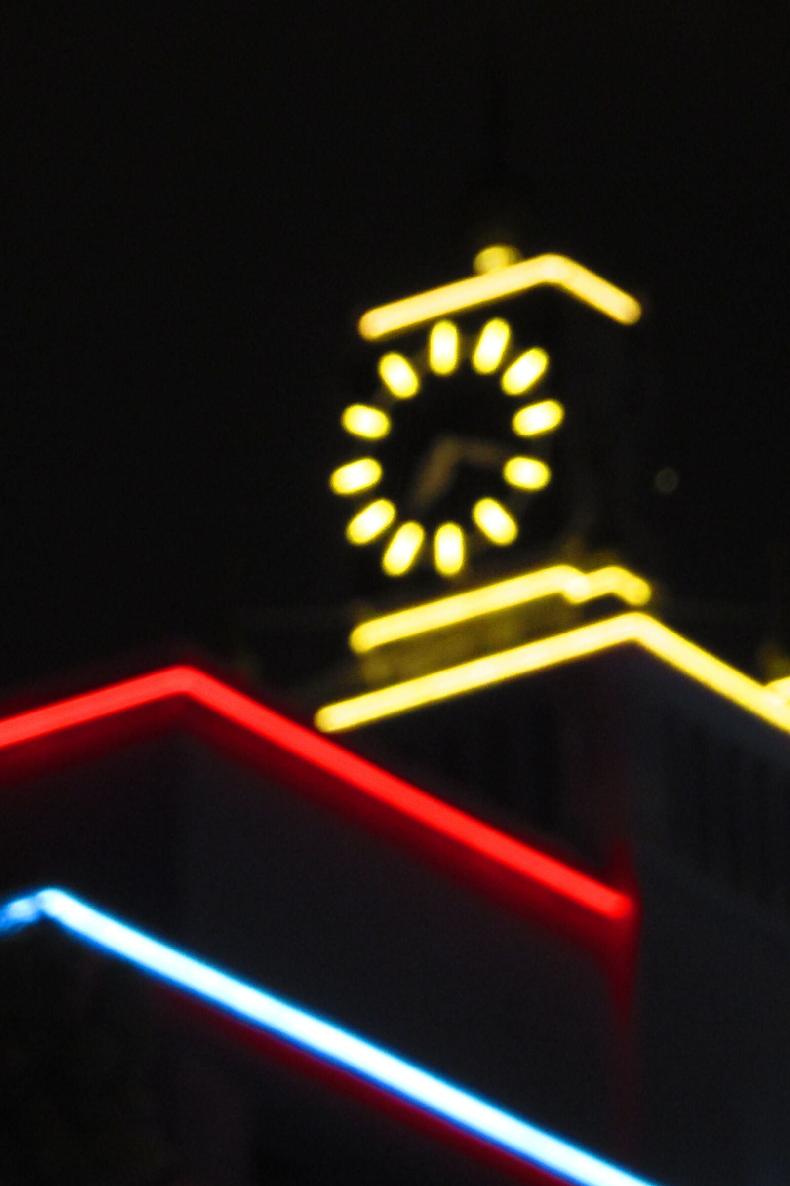 Canon PowerShot SX420 IS sample photo. Blurry, clock, tower, night photography