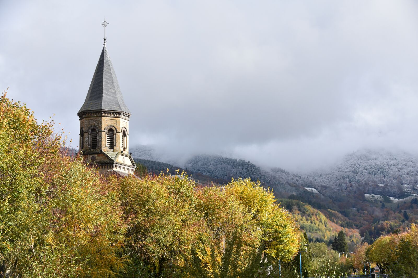 Nikon D7200 sample photo. Moutains, trees, tower photography