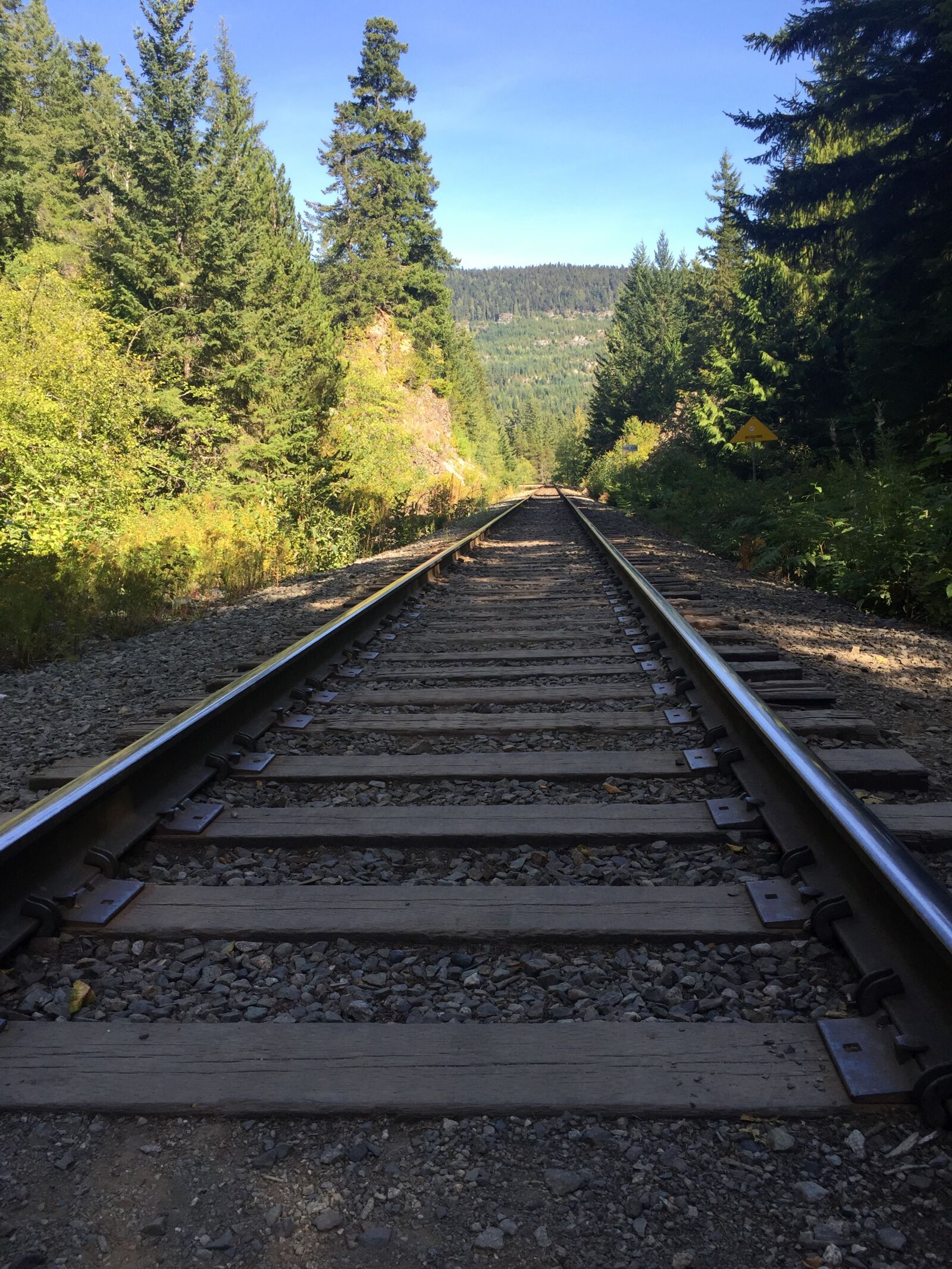 Apple iPhone 6 sample photo. Railroad, mountains, railway photography