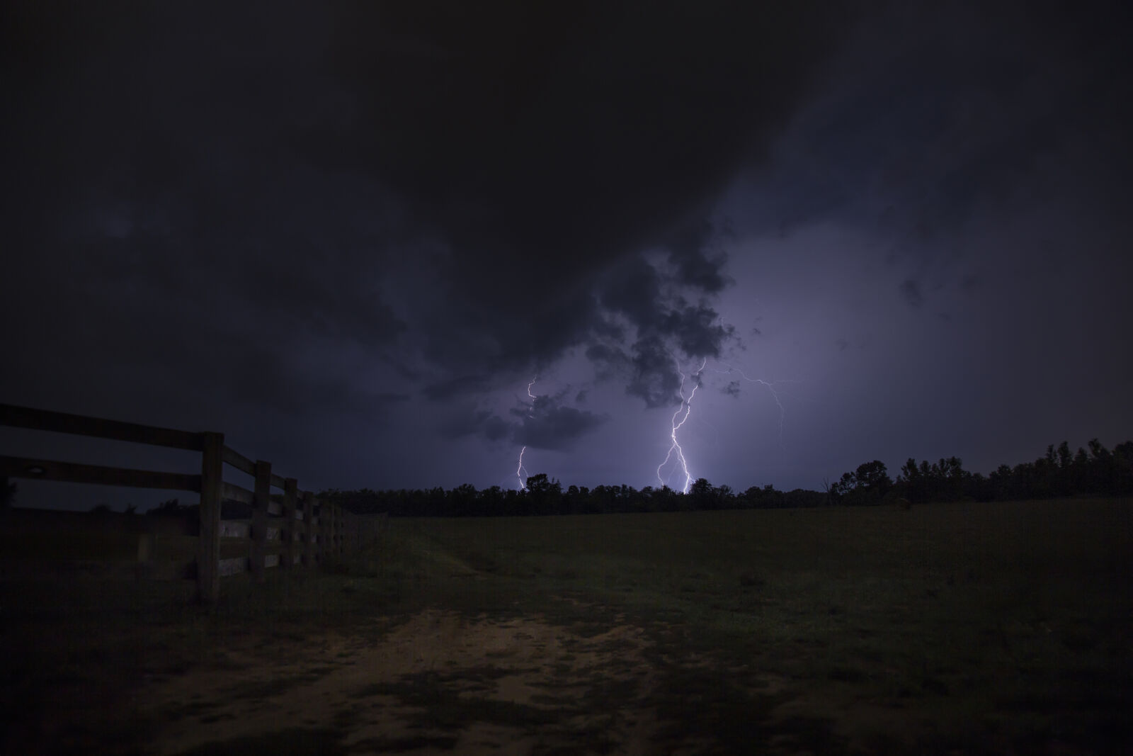 Canon EF 24-105mm F4L IS USM sample photo. Lightning, strike, the, ground photography