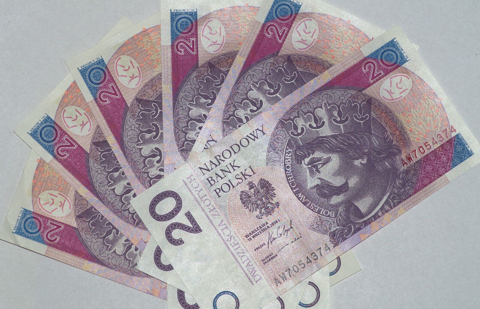 Pentax K-S2 sample photo. Money, euro banknotes, polish photography