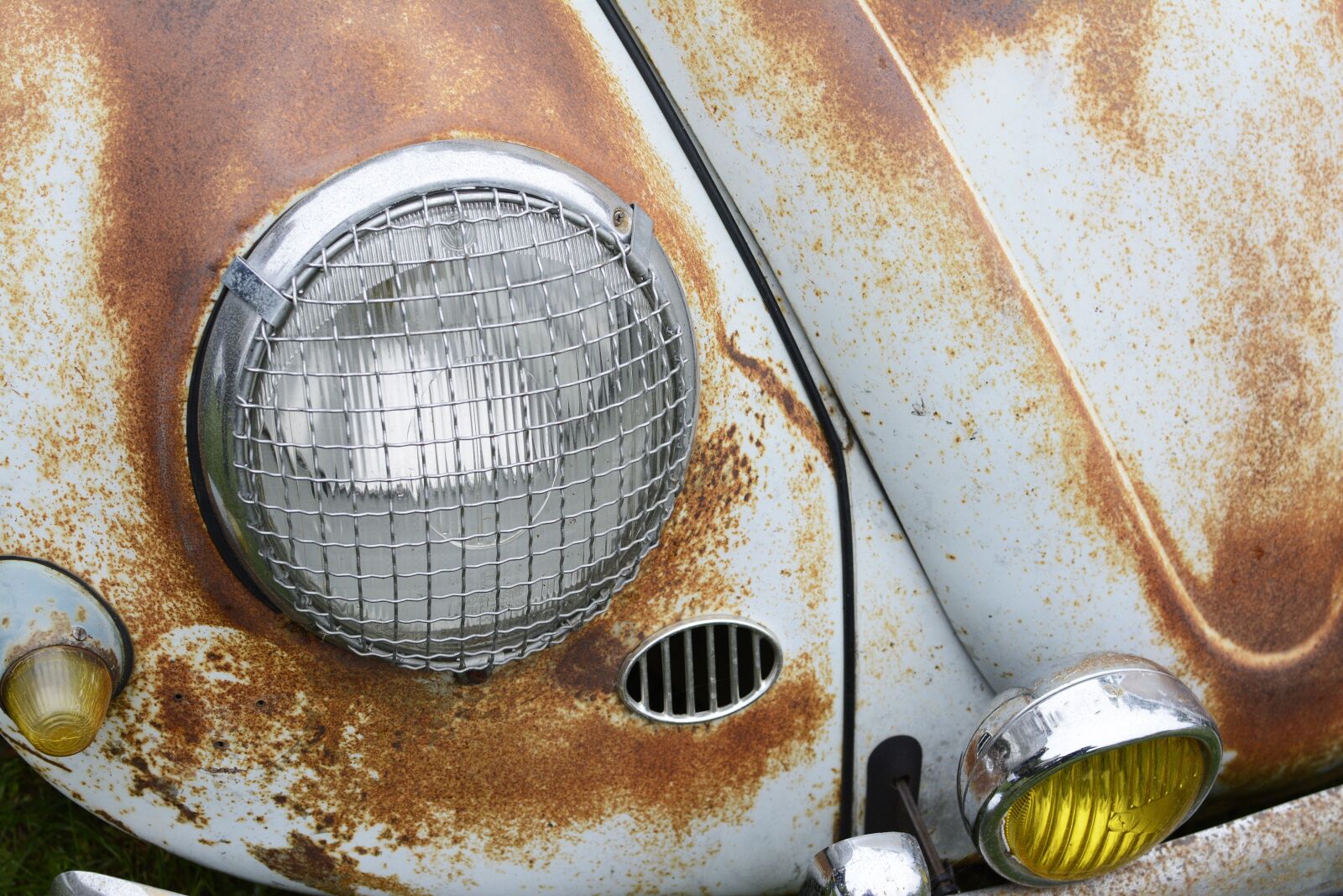 Nikon D5200 sample photo. Lighthouse, ladybug, car photography
