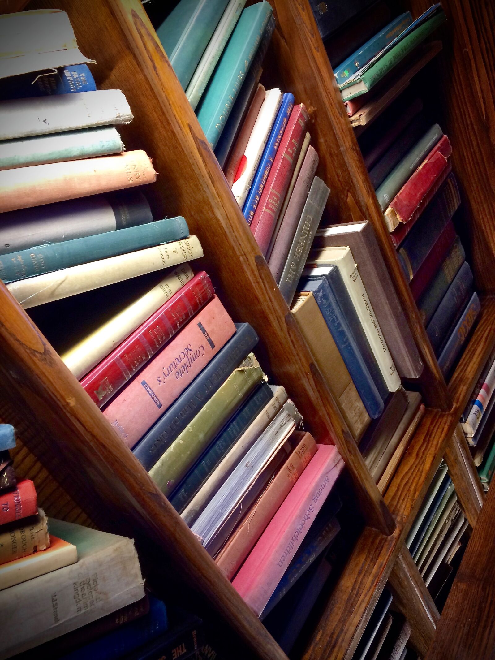 Apple iPhone 5s sample photo. Bookcase, books, library photography