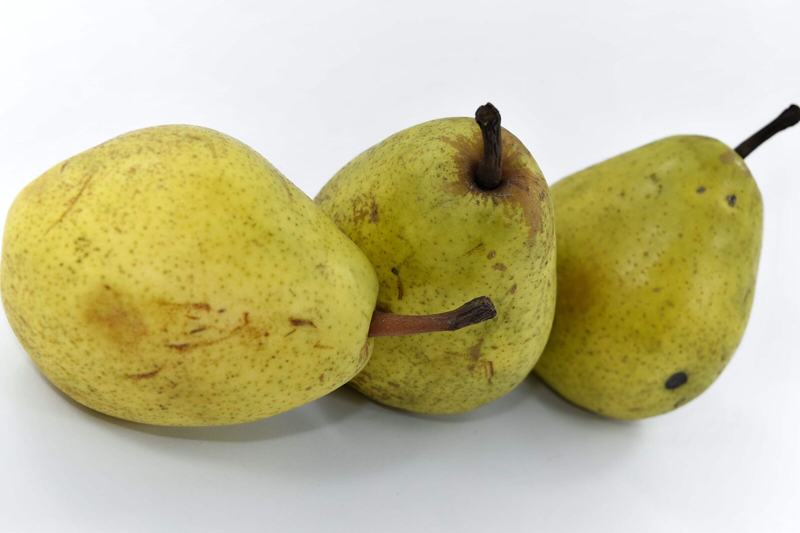 Nikon D5500 sample photo. Agriculture, organic, pears, produce photography