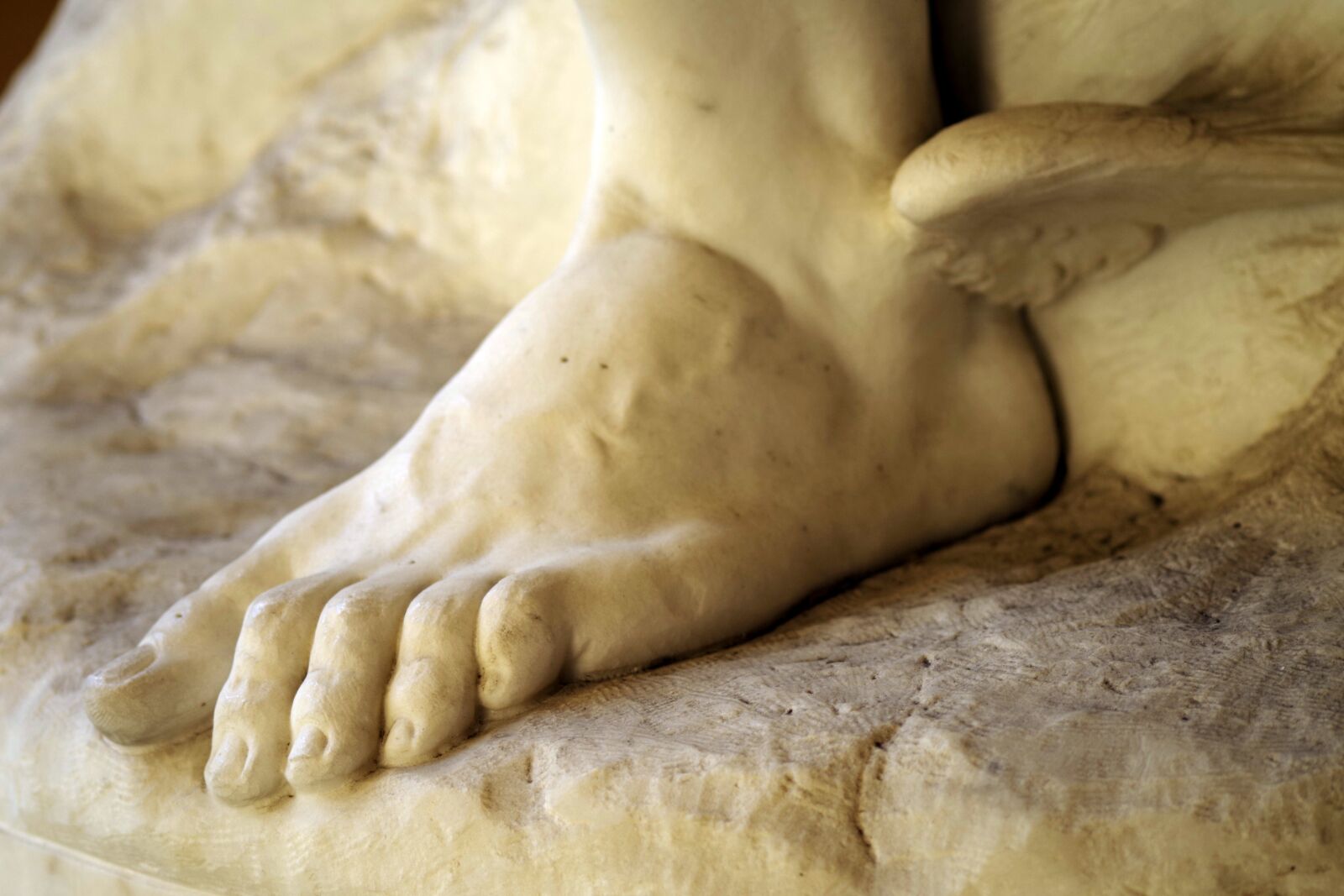Pentax K-30 sample photo. Foot, marble, sculpture photography