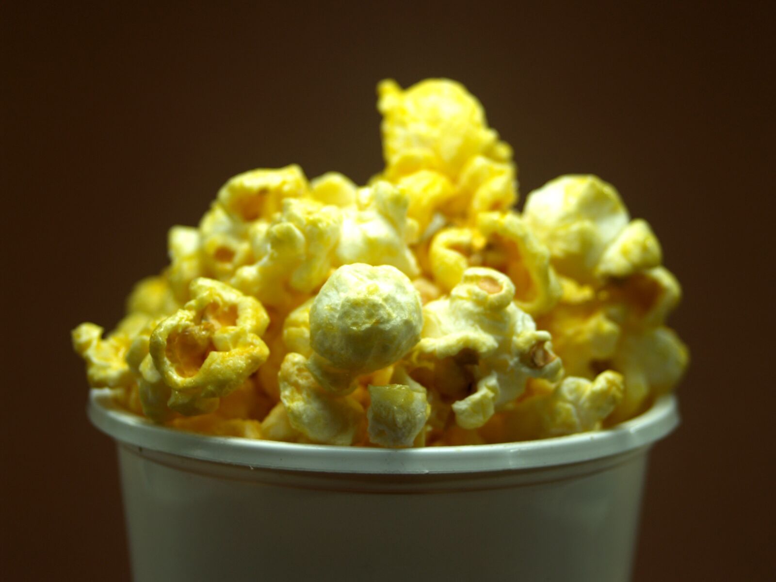 Olympus E-300 (EVOLT E-300) sample photo. Popcorn, corn, pop photography