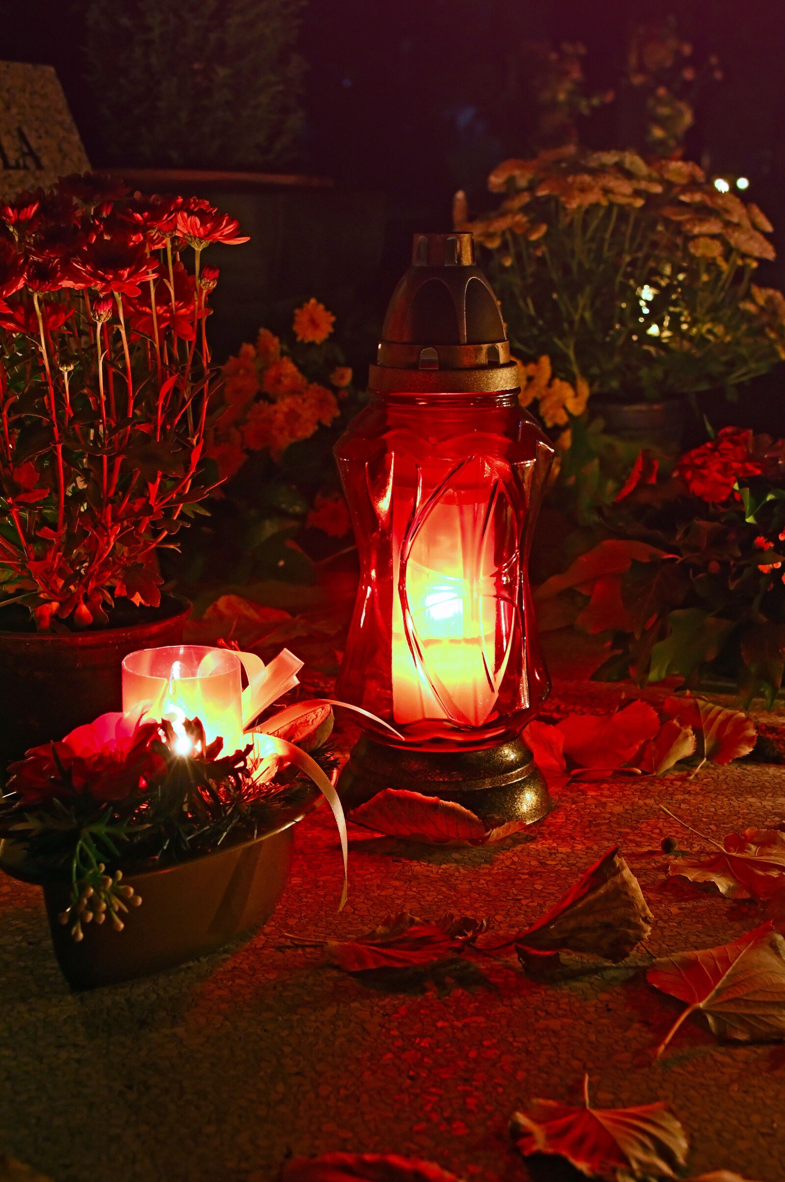 Nikon D3200 sample photo. Candle, funeral, cemetery photography