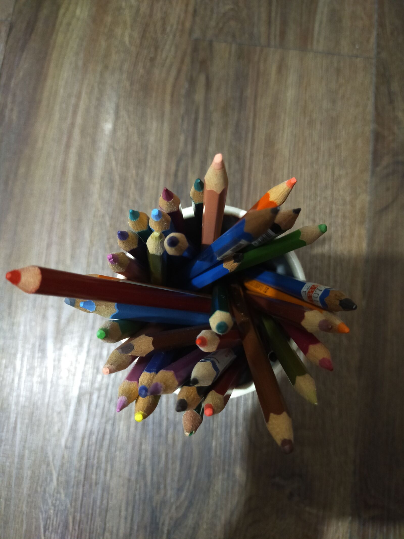 OPPO A9 2020 sample photo. Pencils, color pencils, unique photography
