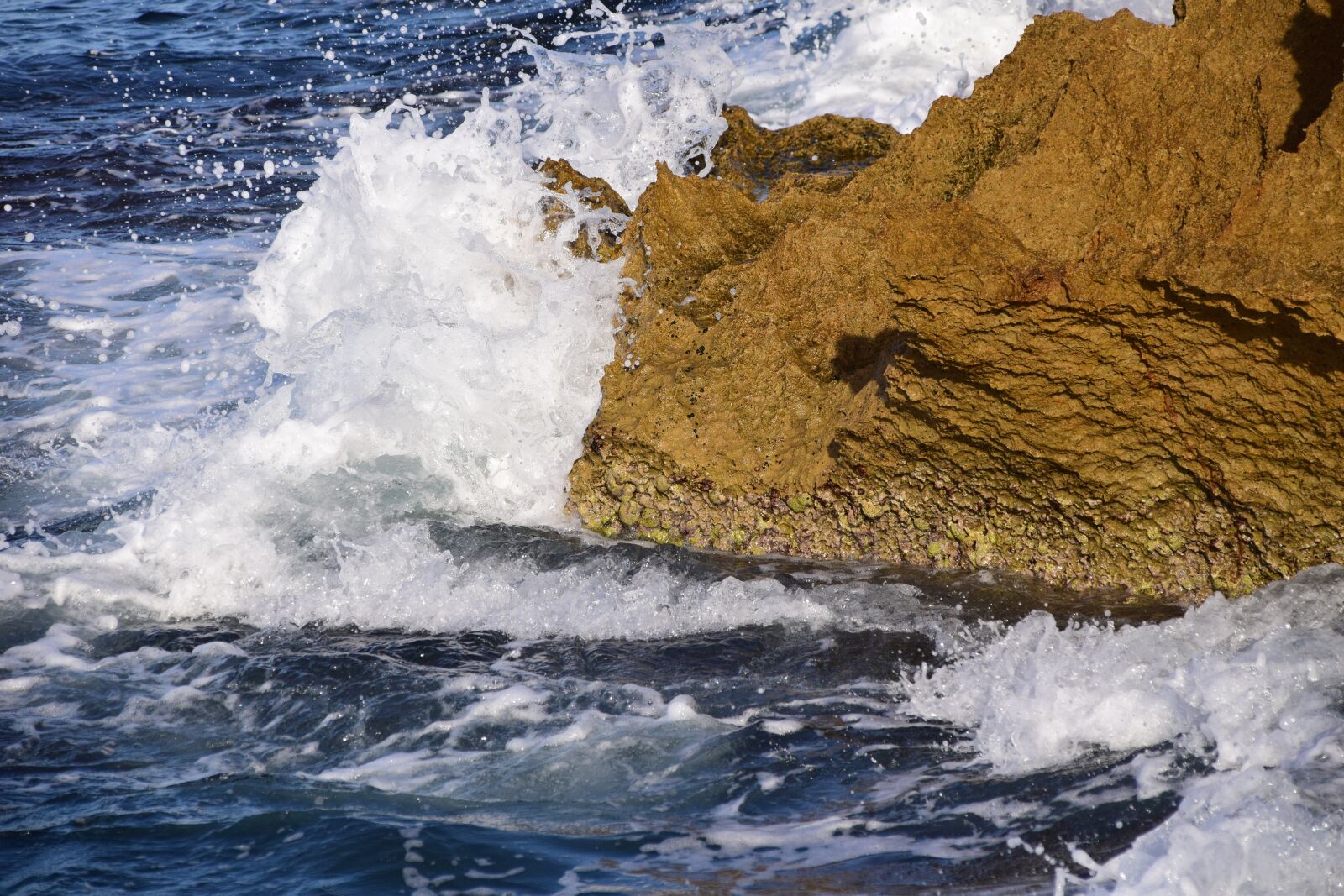 Nikon D3300 sample photo. Rock, sea, water photography