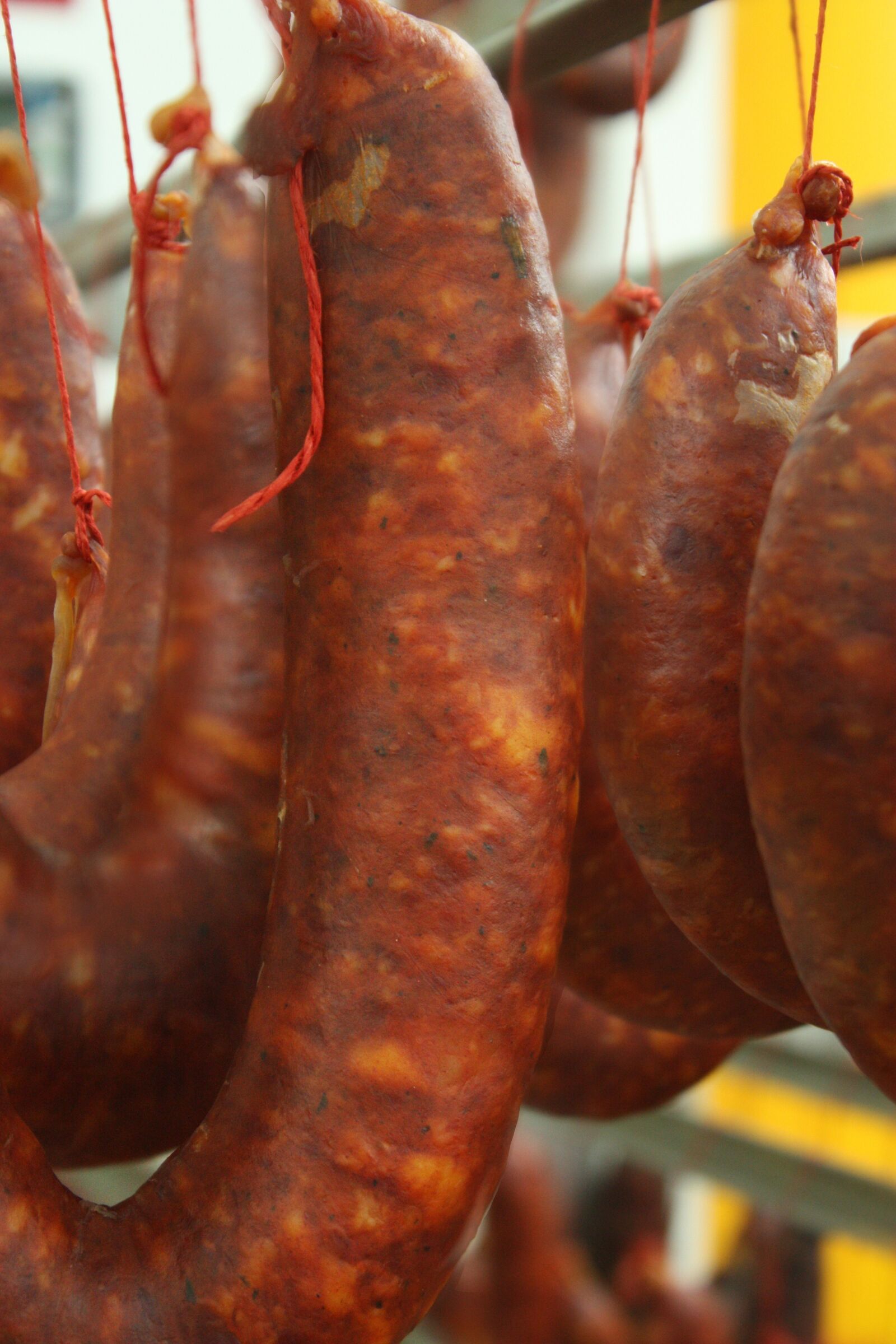 Canon EOS 450D (EOS Rebel XSi / EOS Kiss X2) sample photo. Chorizo, pork, salting photography