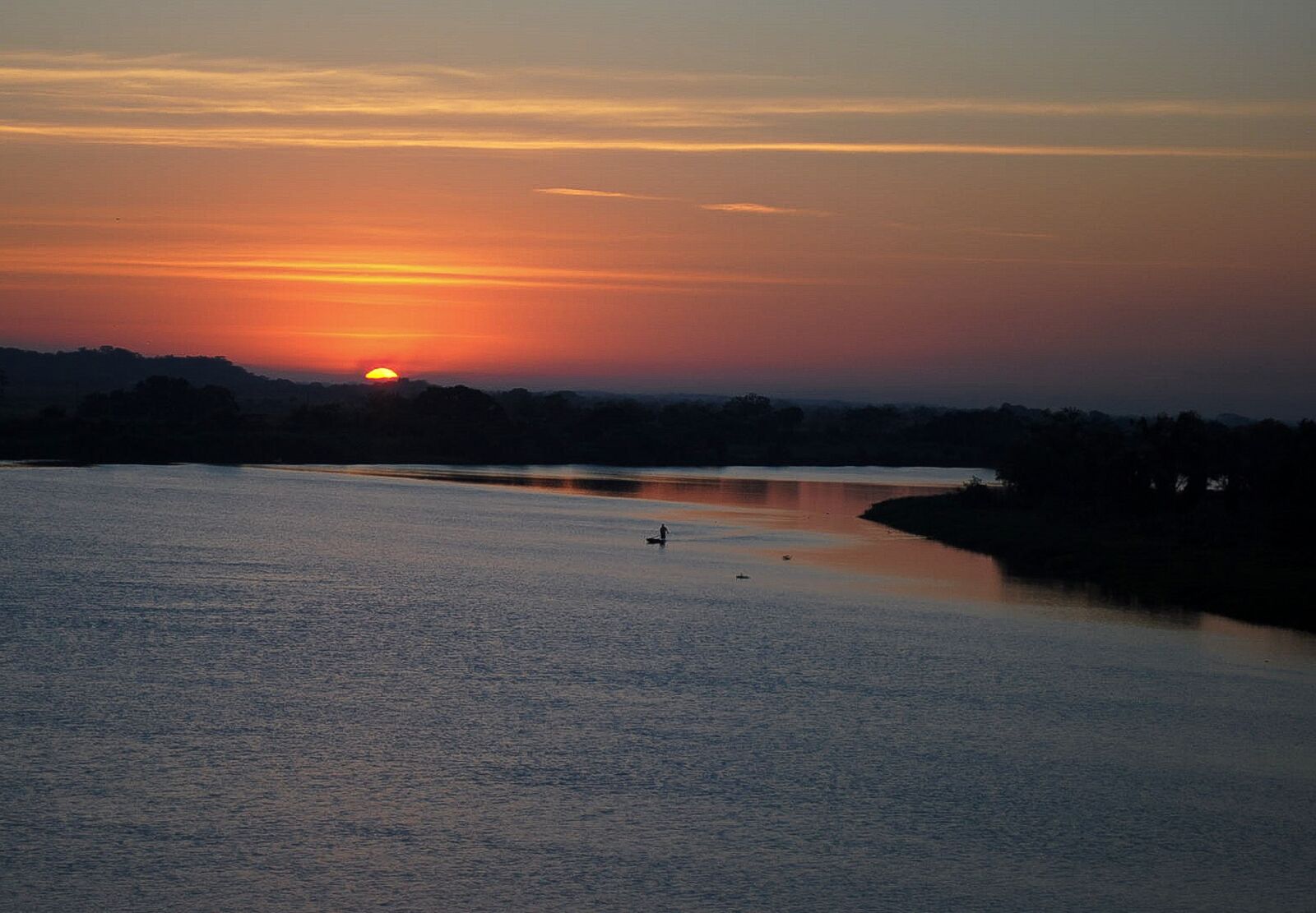 Nikon D3000 sample photo. River, sunset, sun photography