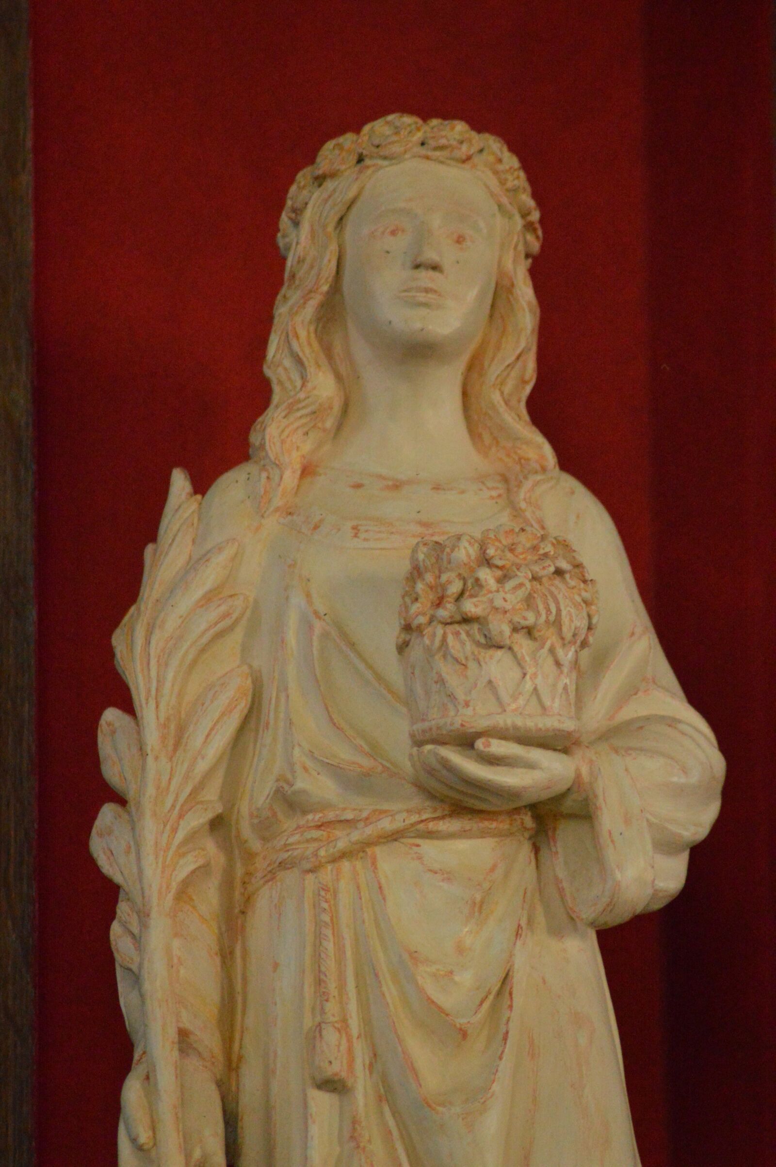 Nikon D3200 sample photo. Statue, woman, sainte photography