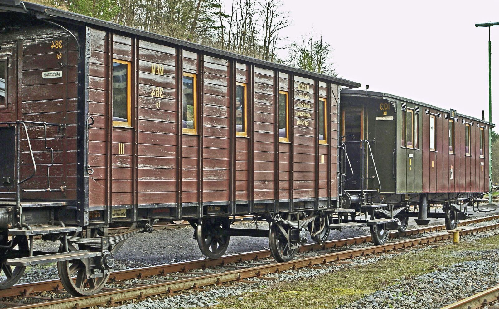 Panasonic Lumix DMC-G1 sample photo. Wagon, freight, railroad, station photography