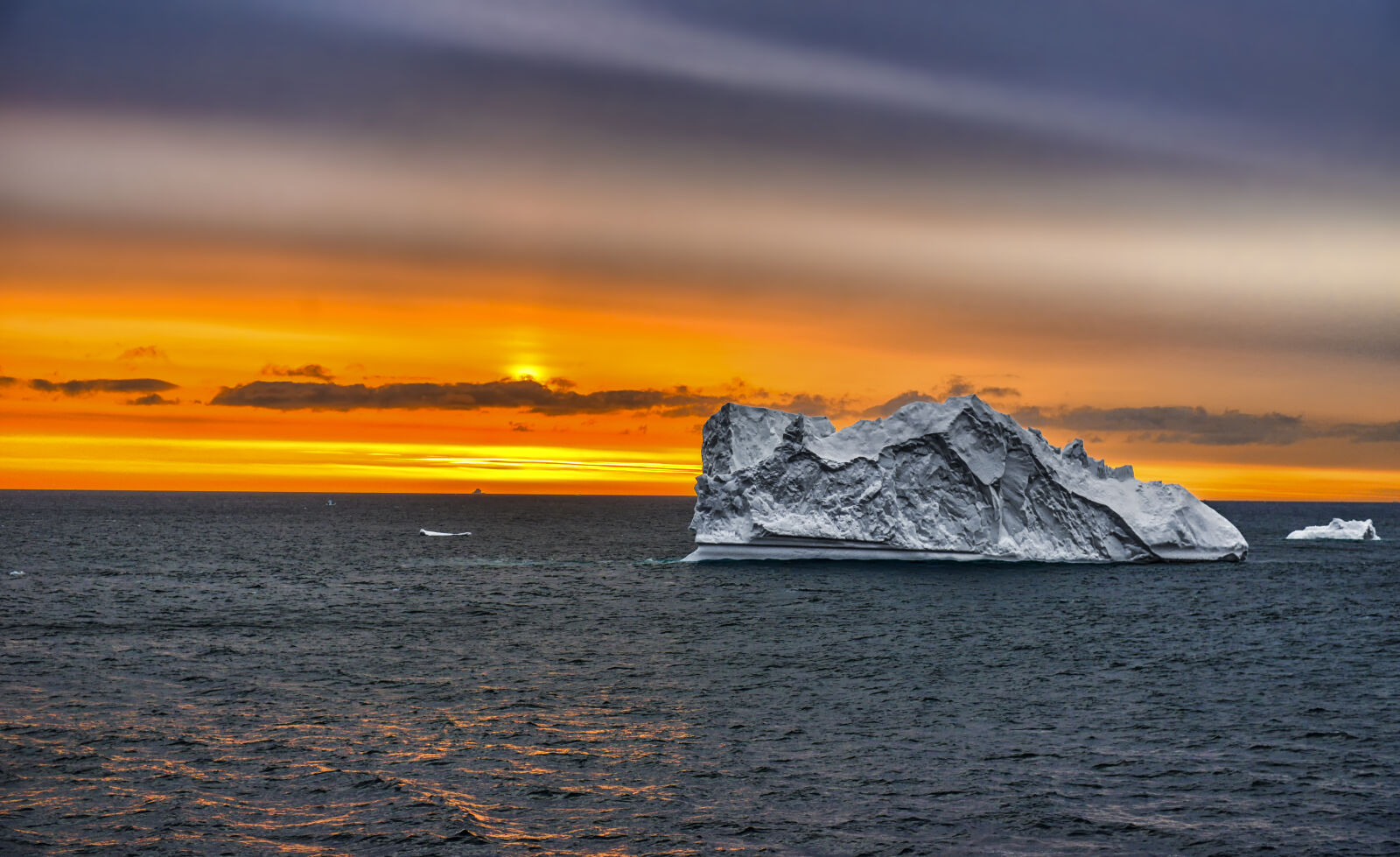 Nikon AF-S Nikkor 24-70mm F2.8G ED sample photo. Drifting, ice, glacier, ice photography