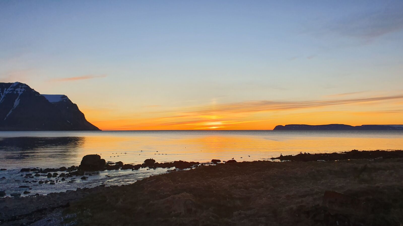 Samsung Galaxy S10+ sample photo. Iceland, sunset, shore photography