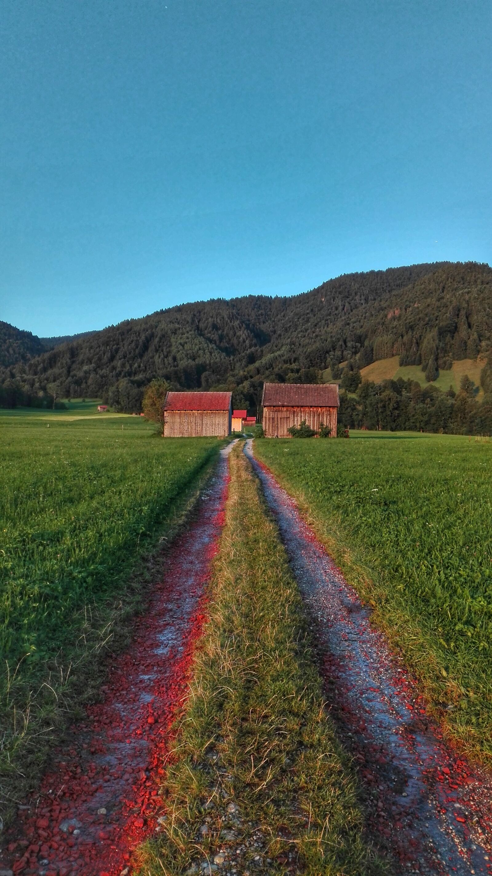 HUAWEI P8 Lite sample photo. Mountains, barn, reported photography